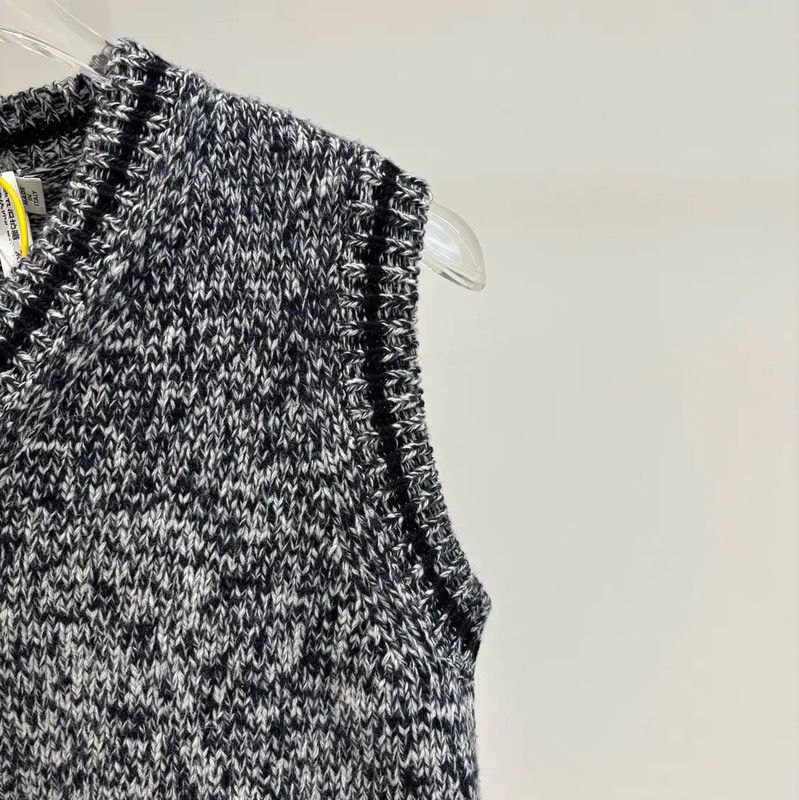 Dior Dior Grey Wool Logo Sweater for Women 0089 Size S / US 4 / IT 40 - 4 Thumbnail