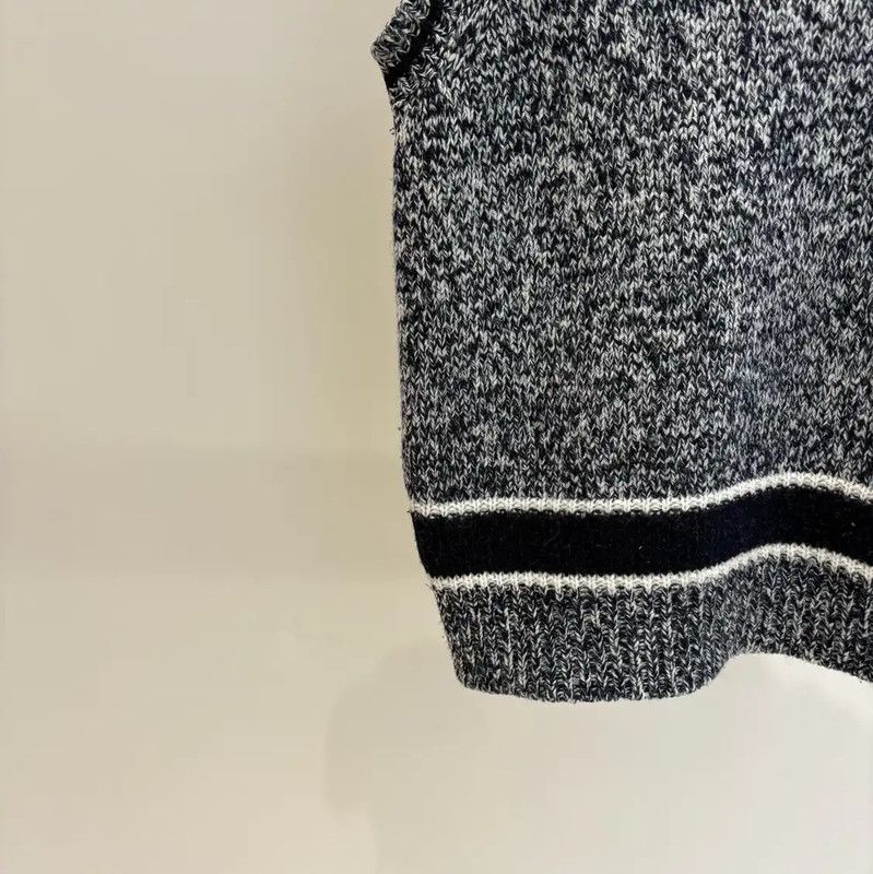 Dior Dior Grey Wool Logo Sweater for Women 0089 Size S / US 4 / IT 40 - 5 Thumbnail