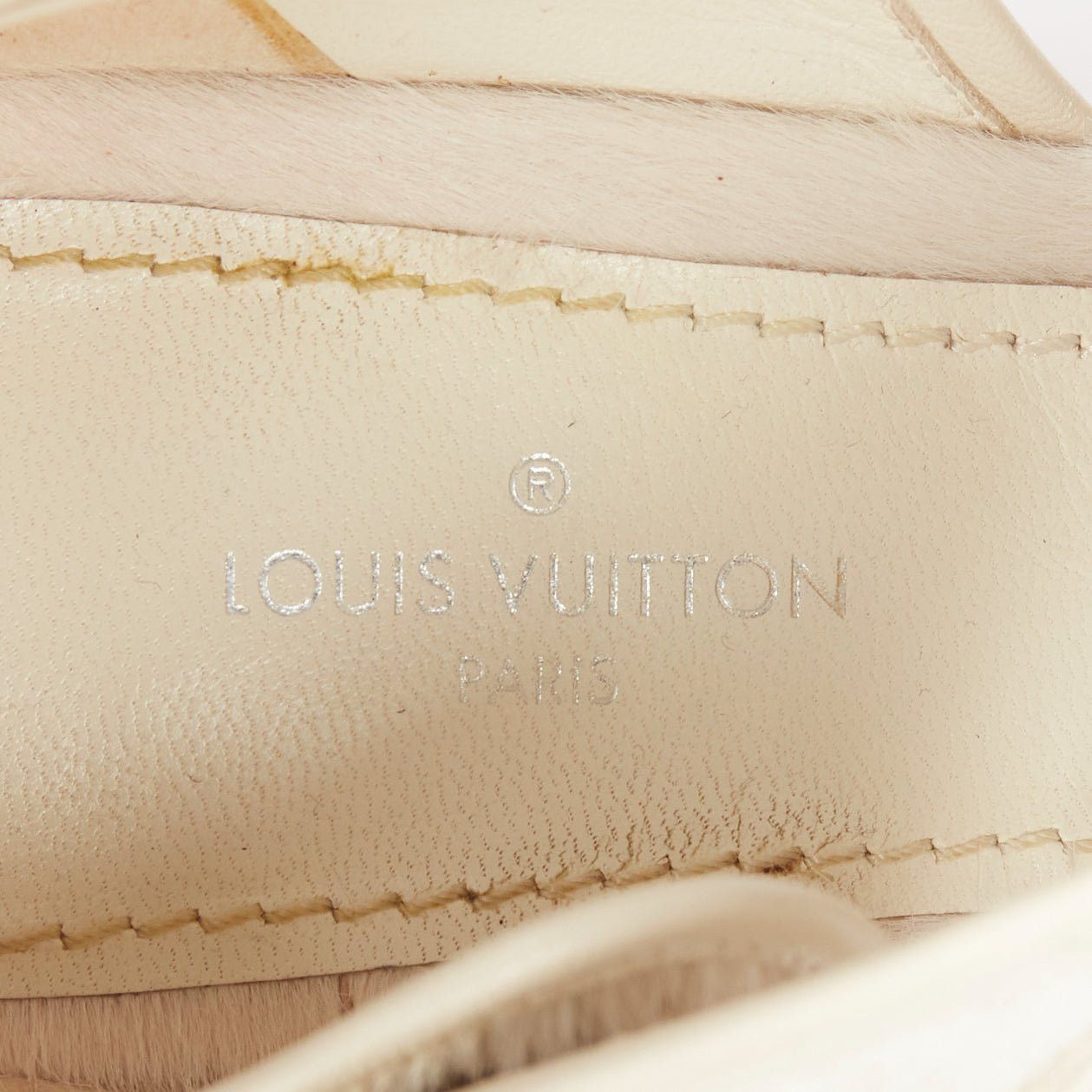 Louis Vuitton LOUIS VUITTON Anaconda white calf hair silver button braided chunky heel EU37 Size US 7 / IT 37 - 9 Thumbnail