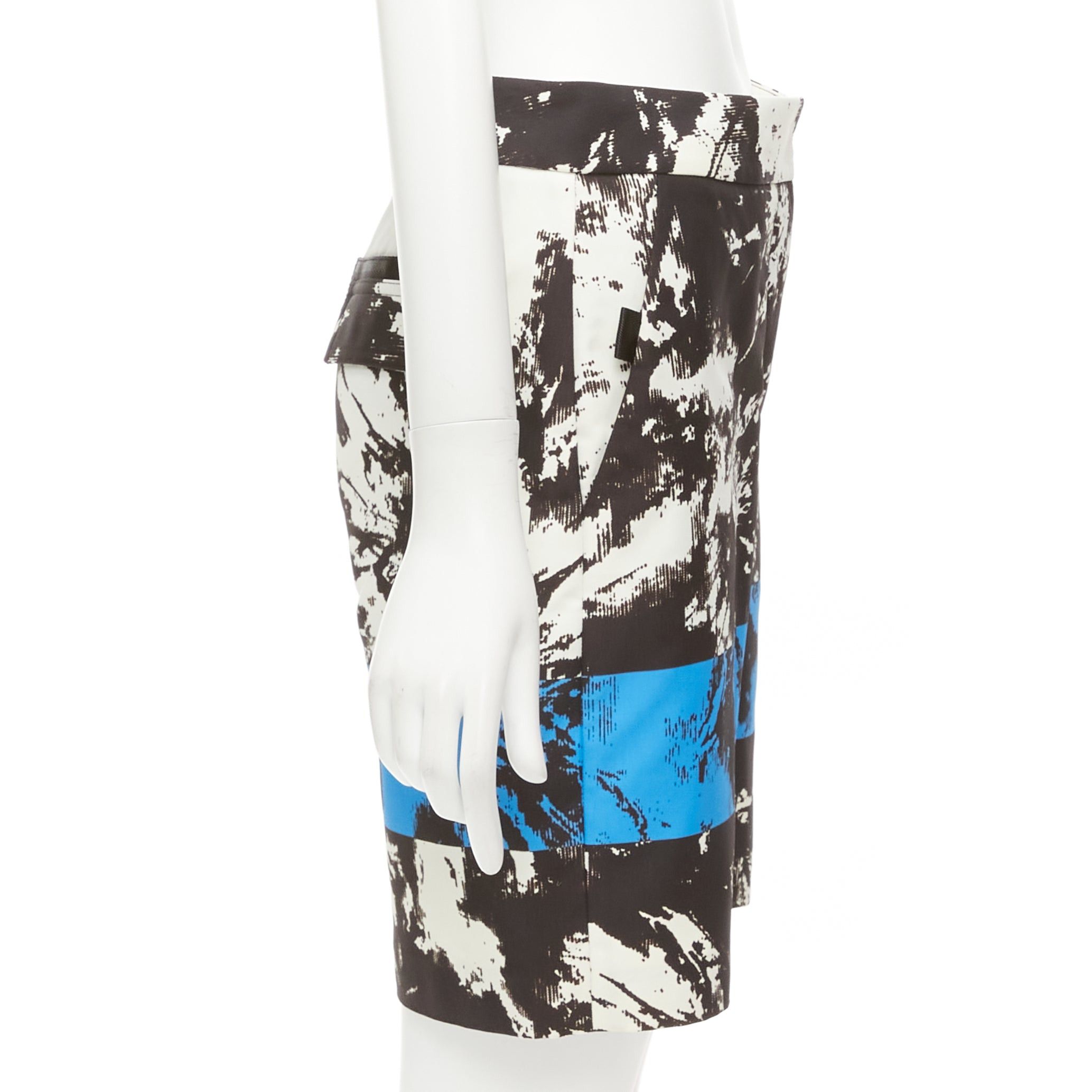 Alexander Wang ALEXANDER WANG Runway blue black white geometric Bermuda shorts US0 XS Size 26" / US 2 / IT 38 - 4 Thumbnail