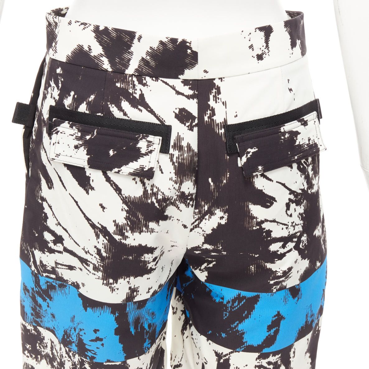 Alexander Wang ALEXANDER WANG Runway blue black white geometric Bermuda shorts US0 XS Size 26" / US 2 / IT 38 - 2 Thumbnail