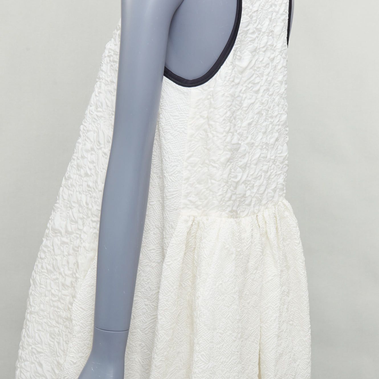 Fendi FENDI white pink black silk blend cloque babydoll tent dress IT38 XS Size XS / US 0-2 / IT 36-38 - 2 Thumbnail