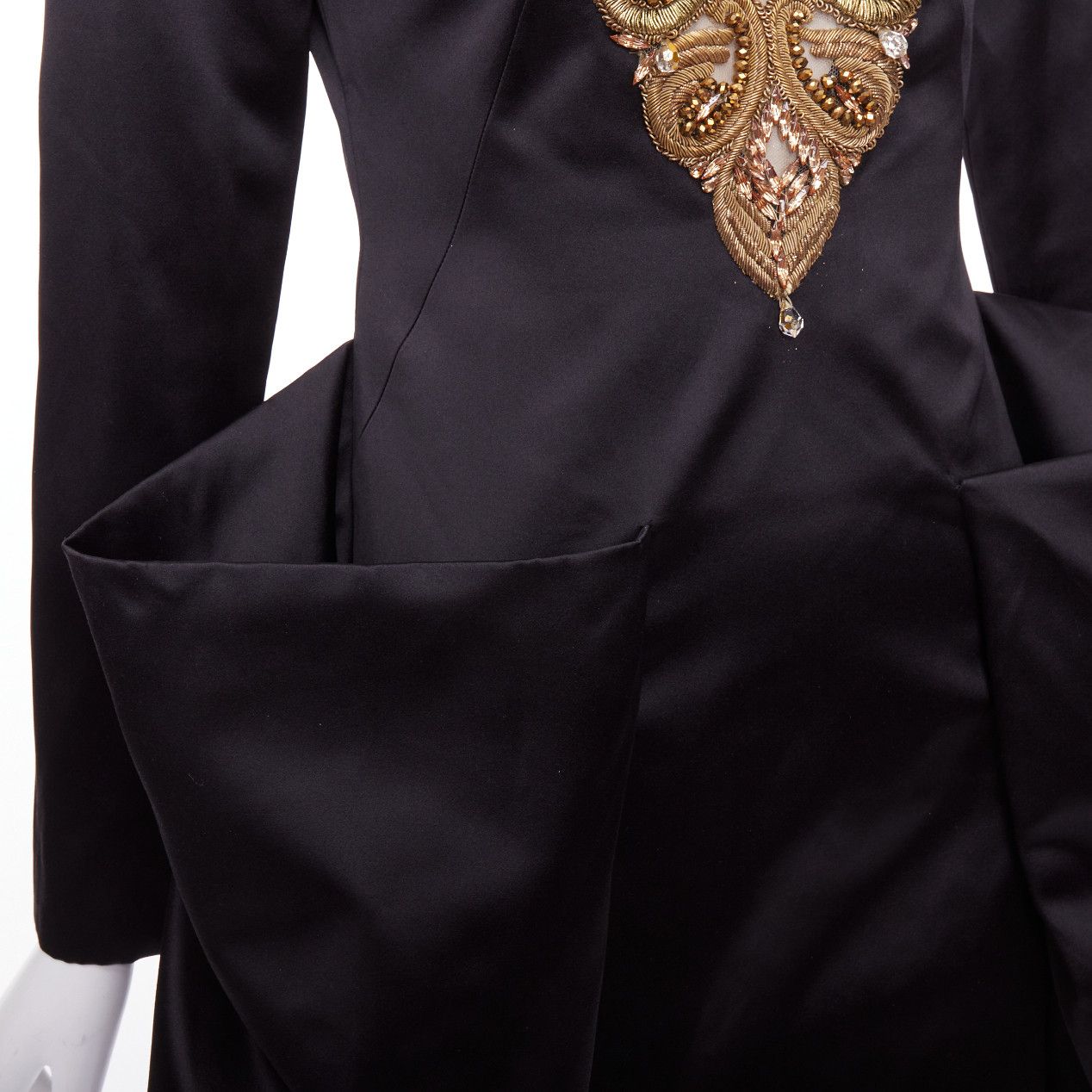 Alexander McQueen ALEXANDER MCQUEEN AW2010 Angels Demons black gold bead structural dress IT40 S Size S / US 4 / IT 40 - 9 Thumbnail