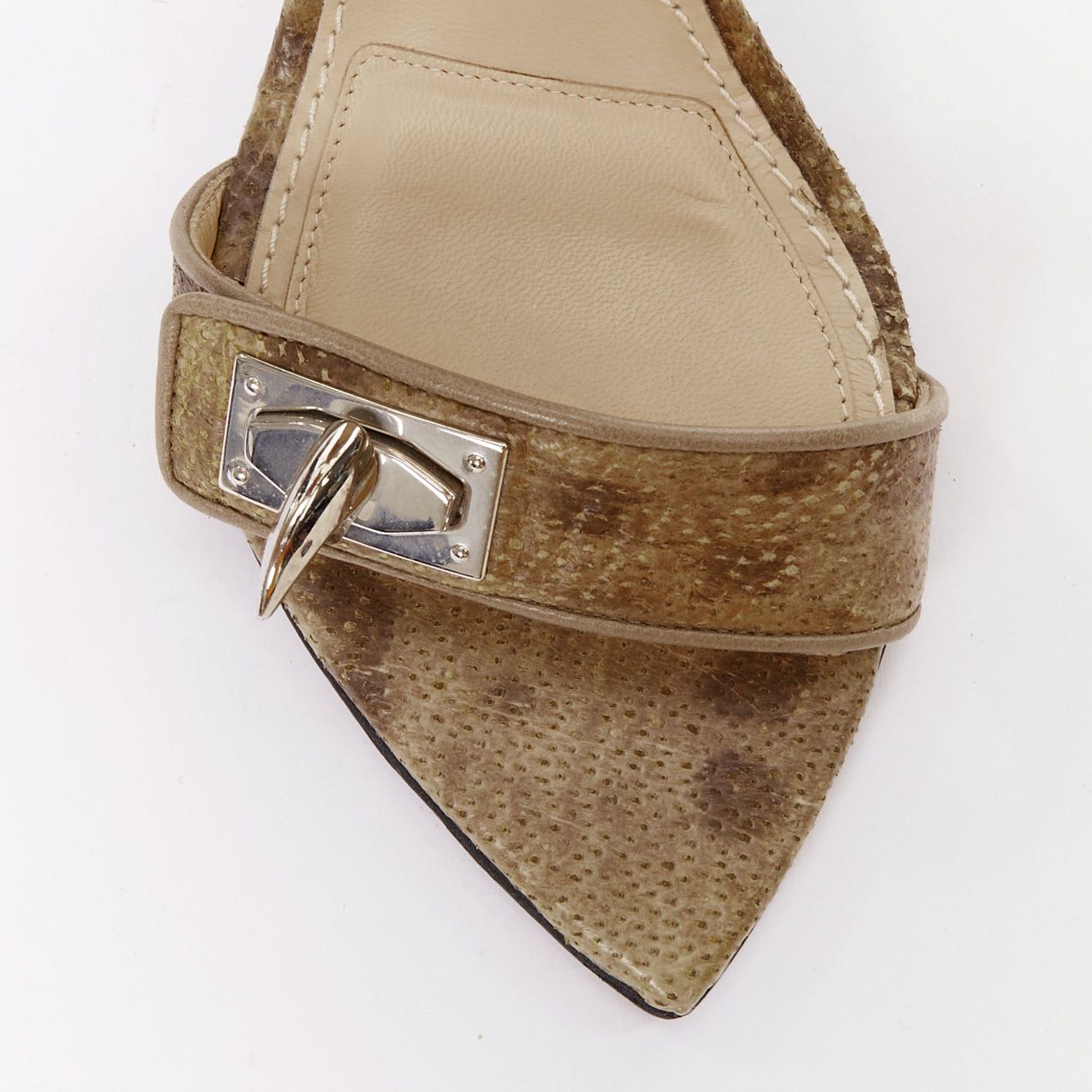 Givenchy GIVENCHY Riccardo Tisci khaki leather silver sharktooth turnlock sandals EU38 Size US 8 / IT 38 - 6 Thumbnail