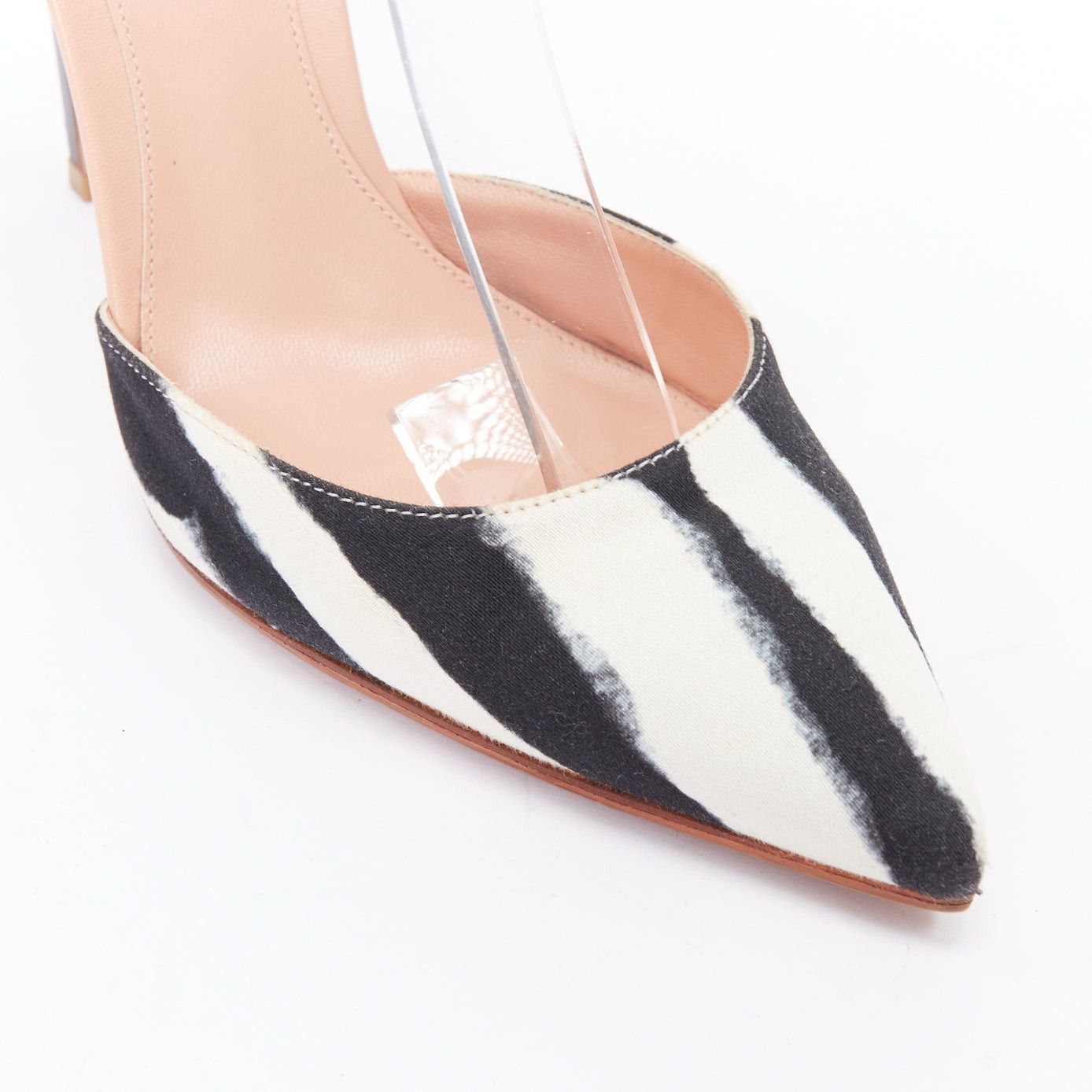 Gianvito Rossi GIANVITO ROSSI ALTUZARRA black cream zebra stripe stripe print pumps EU37 Size US 7 / IT 37 - 7 Thumbnail