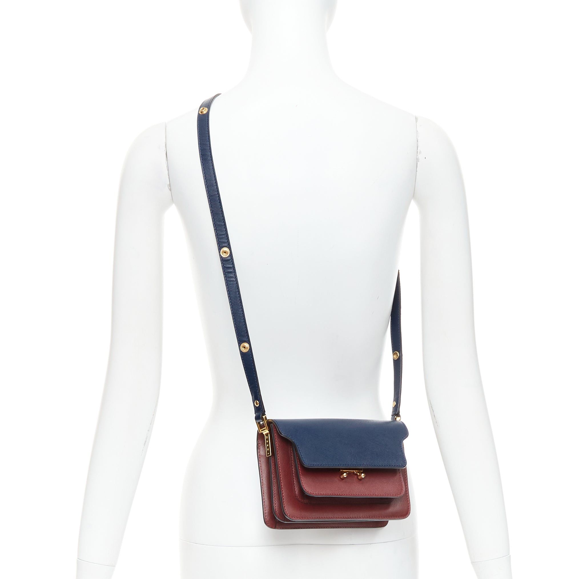 Marni MARNI Trunk navy burgundy textured leather clasp crossbody bag Size ONE SIZE - 2 Thumbnail