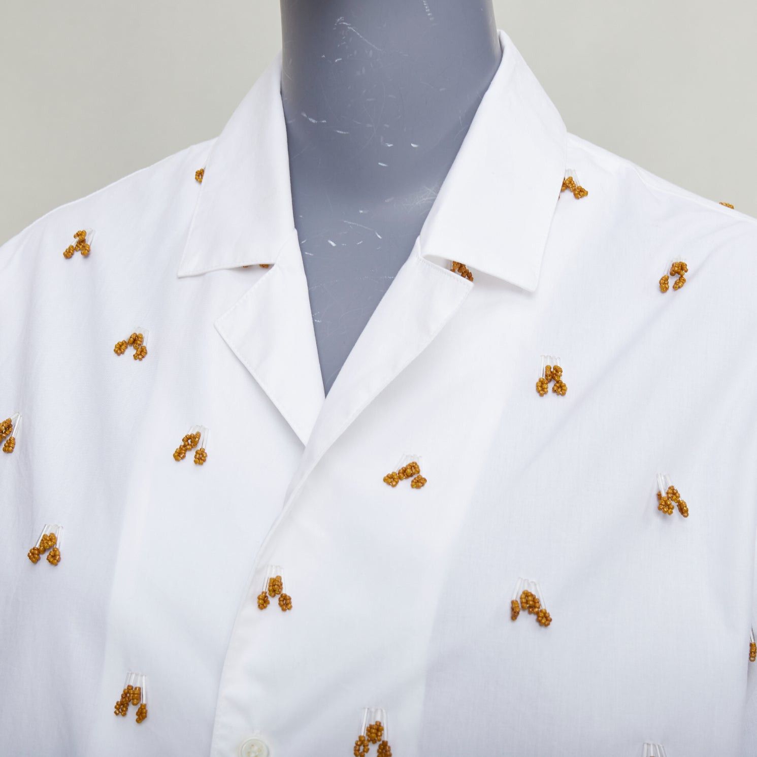 Jacquemus JACQUEMUS 2021 L'amour La Chemise Ble white cotton glass embellished shirt FR34 XS Size XS / US 0-2 / IT 36-38 - 2 Thumbnail
