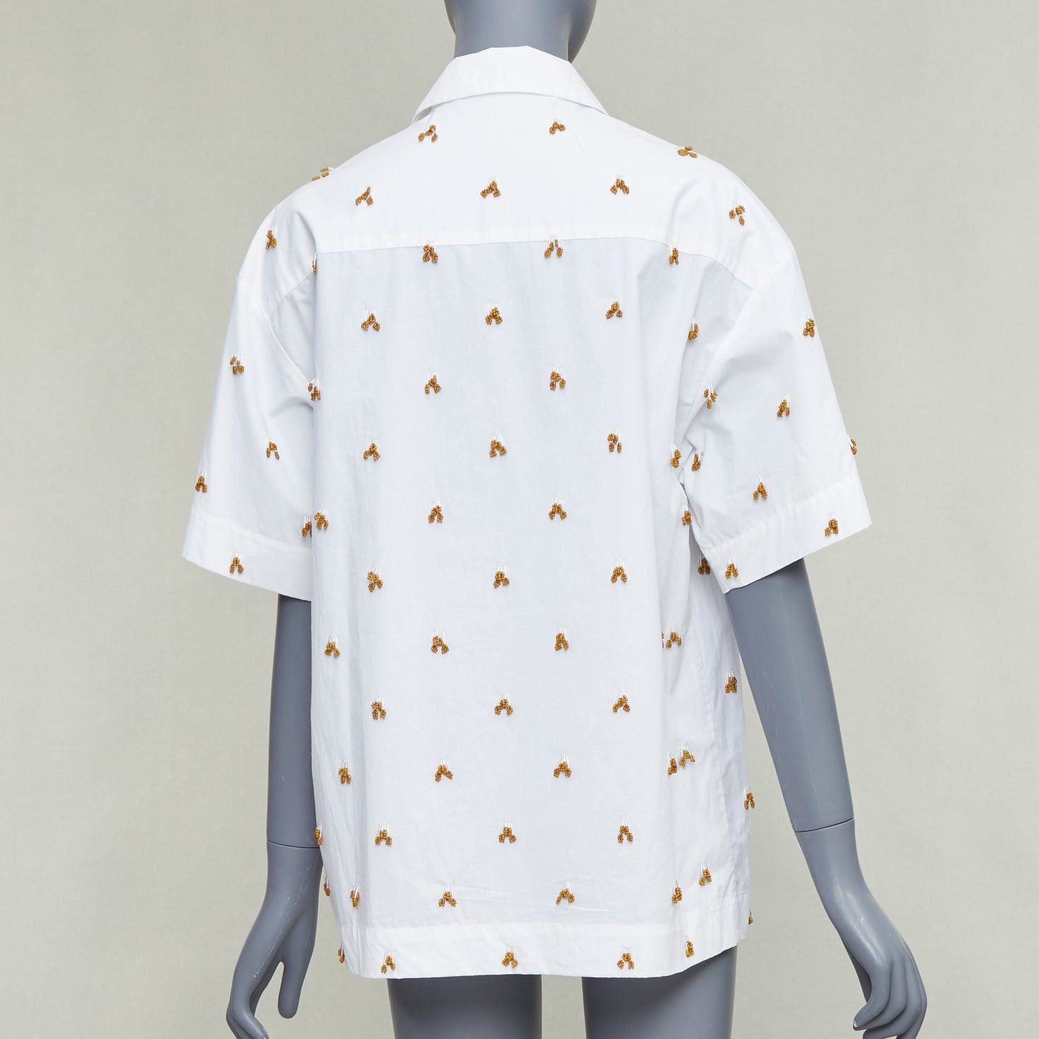 Jacquemus JACQUEMUS 2021 L'amour La Chemise Ble white cotton glass embellished shirt FR34 XS Size XS / US 0-2 / IT 36-38 - 5 Thumbnail