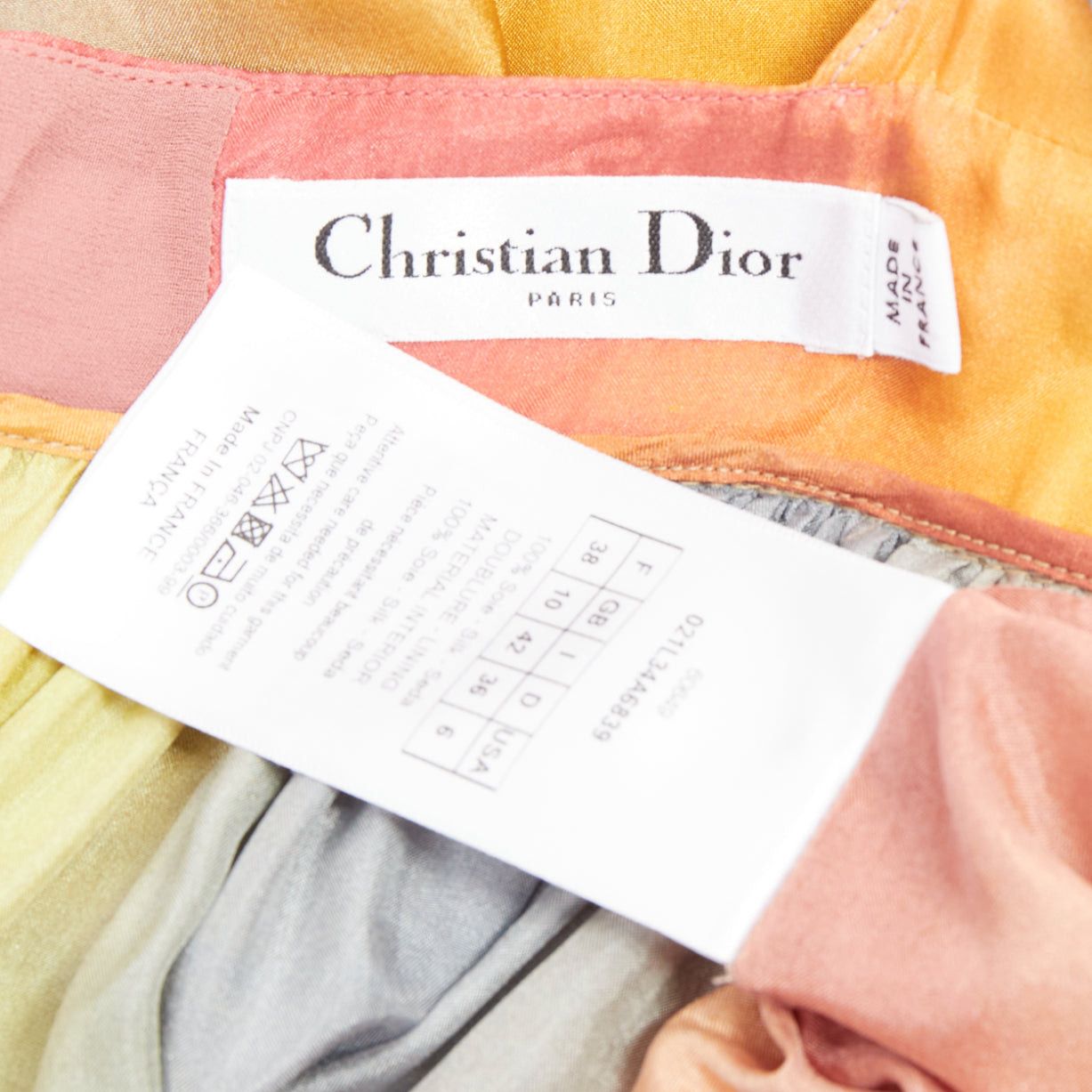 Dior CHRISTIAN DIOR 2022 Runway Maria Grazia Chiuri rainbow silk tie dye dress FR38 M Size M / US 6-8 / IT 42-44 - 8 Thumbnail