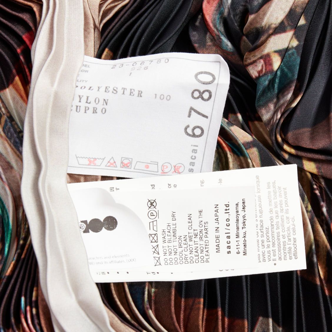 Sacai SACAI 2023 Interstellar black multicolour book shelf print pleated dress JP1 S Size S / US 4 / IT 40 - 8 Thumbnail