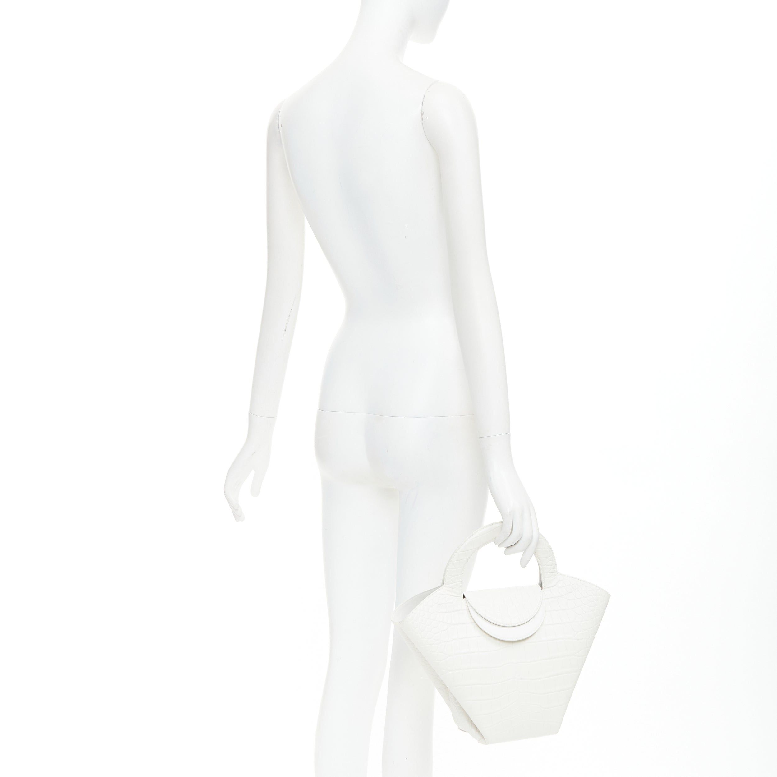 Bottega Veneta BOTTEGA VENETA white embossed scaled leather top handle tote bag Size ONE SIZE - 2 Thumbnail