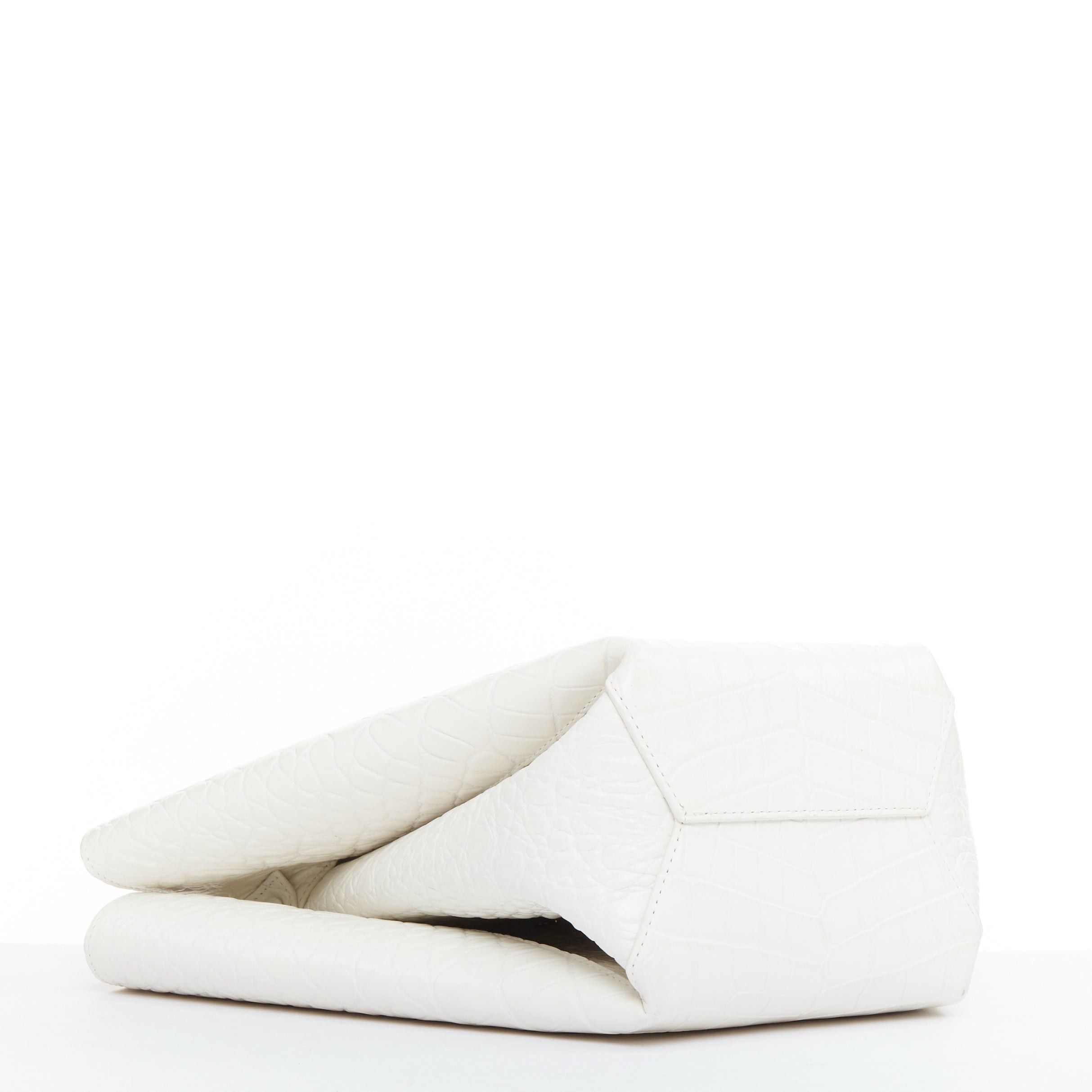 Bottega Veneta BOTTEGA VENETA white embossed scaled leather top handle tote bag Size ONE SIZE - 6 Thumbnail
