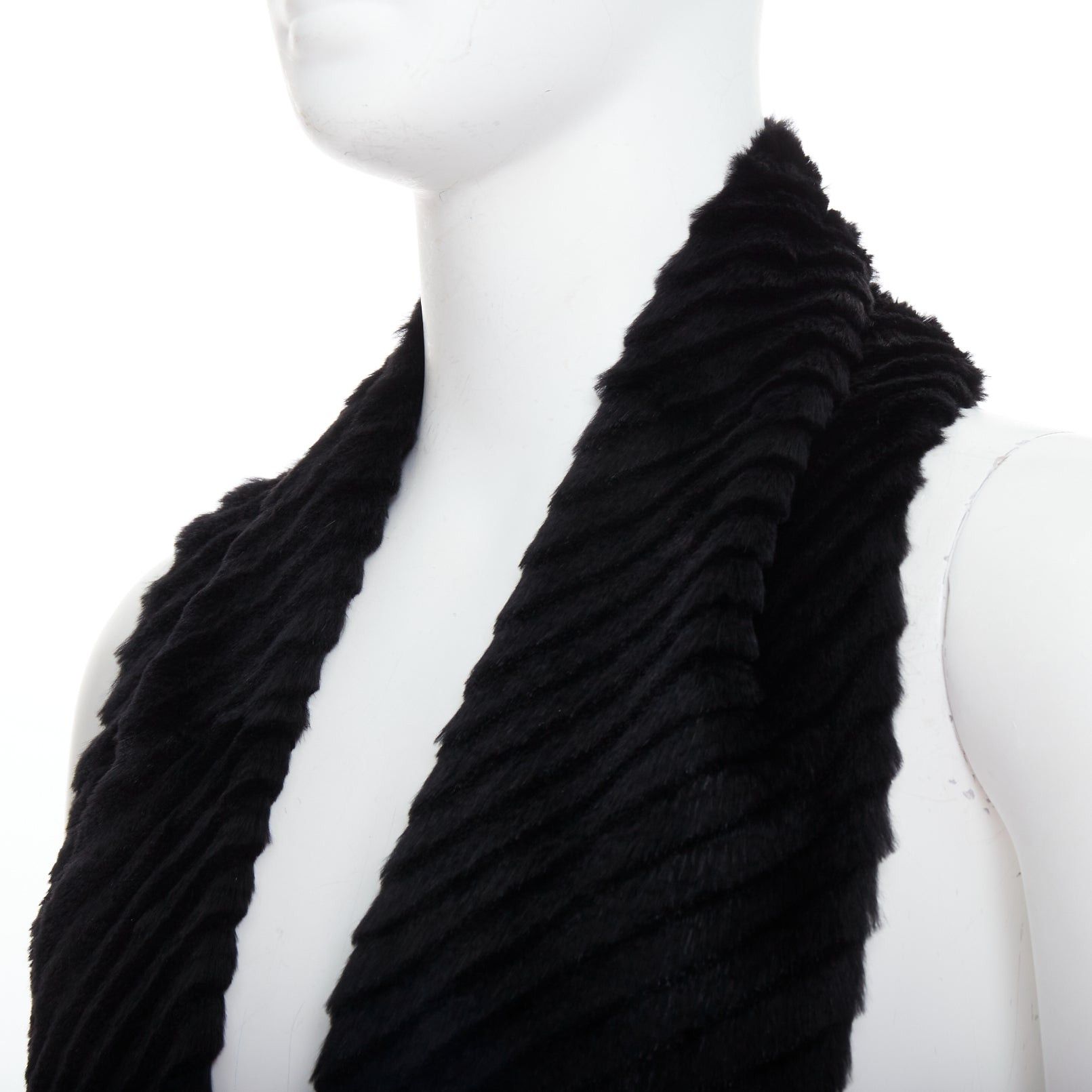 Versace VERSACE black textured rabbit fur soft leather belt shawl scarf vest Size ONE SIZE - 7 Thumbnail