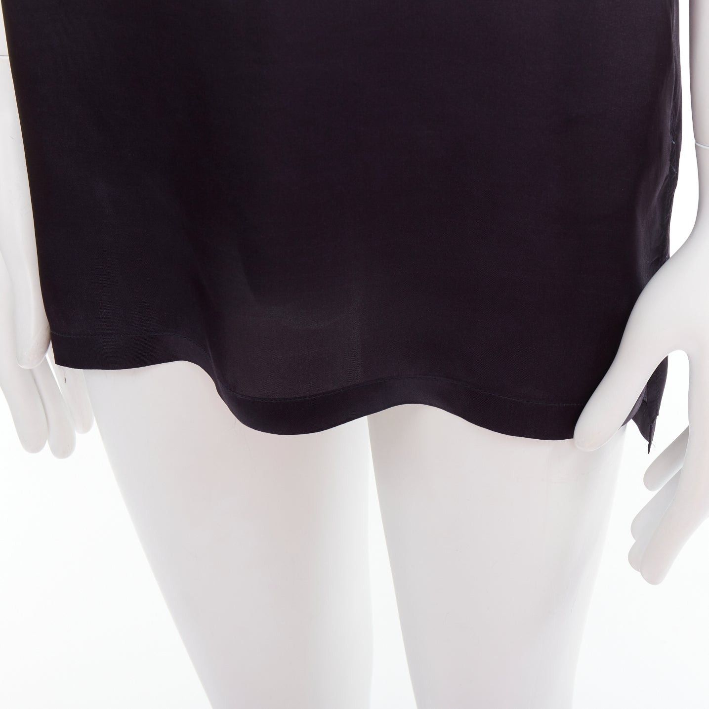 Dries Van Noten DRIES VAN NOTEN black viscose gothic R print viscose tank top IT46 S Size US S / EU 44-46 / 1 - 7 Thumbnail