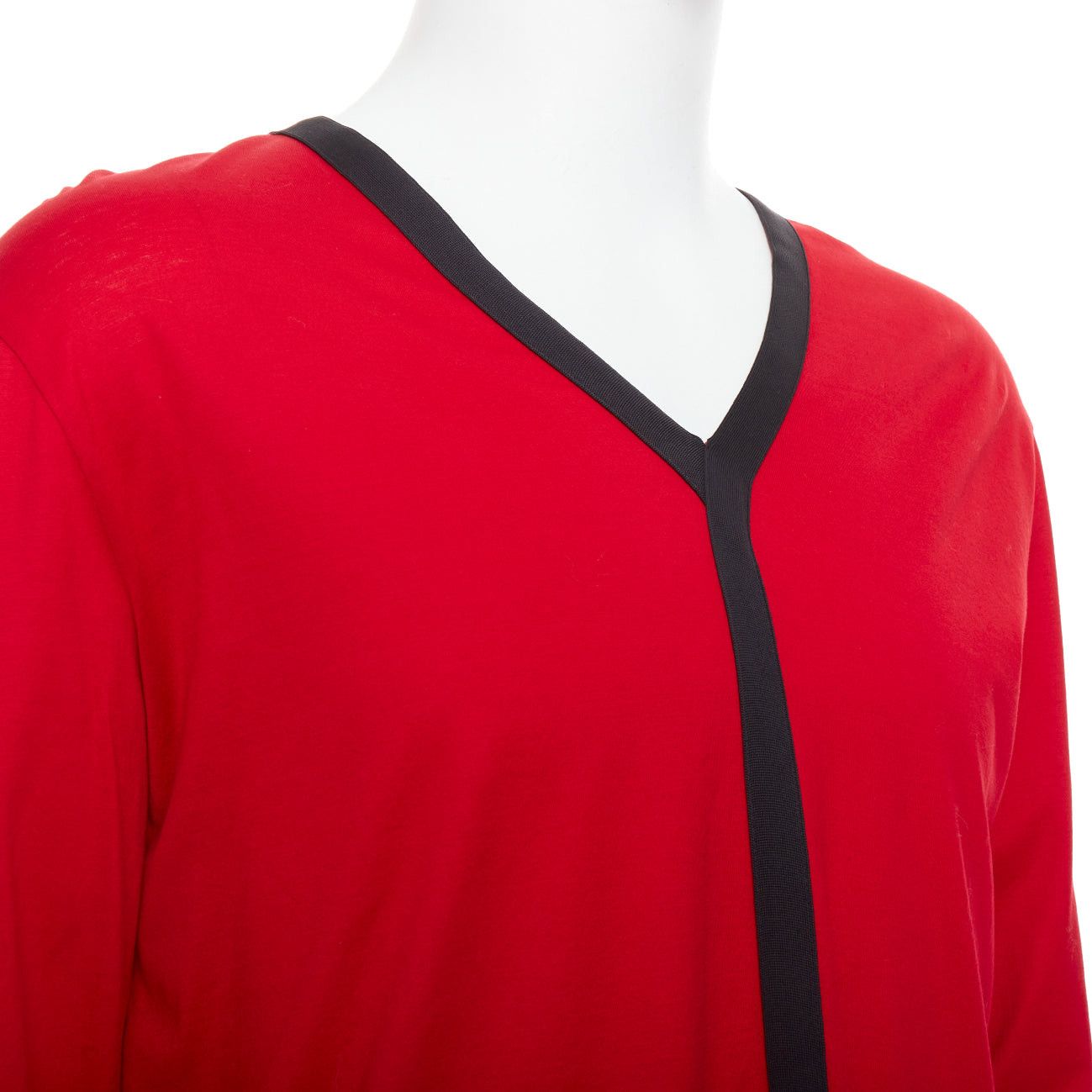 Balenciaga BALENCIAGA 2012 red cotton blend black trim V-neck long sleeve top XL Size US XL / EU 56 / 4 - 6 Thumbnail