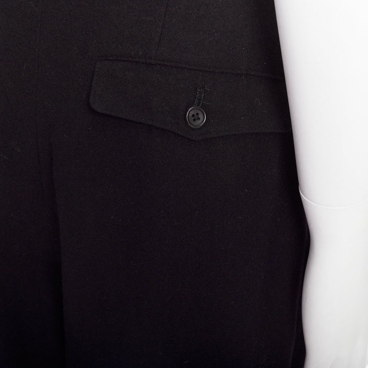 Yohji Yamamoto YOHJI YAMAMOTO navy 100% wool pleated front back flap tapered pants M Size US 29 - 2 Thumbnail