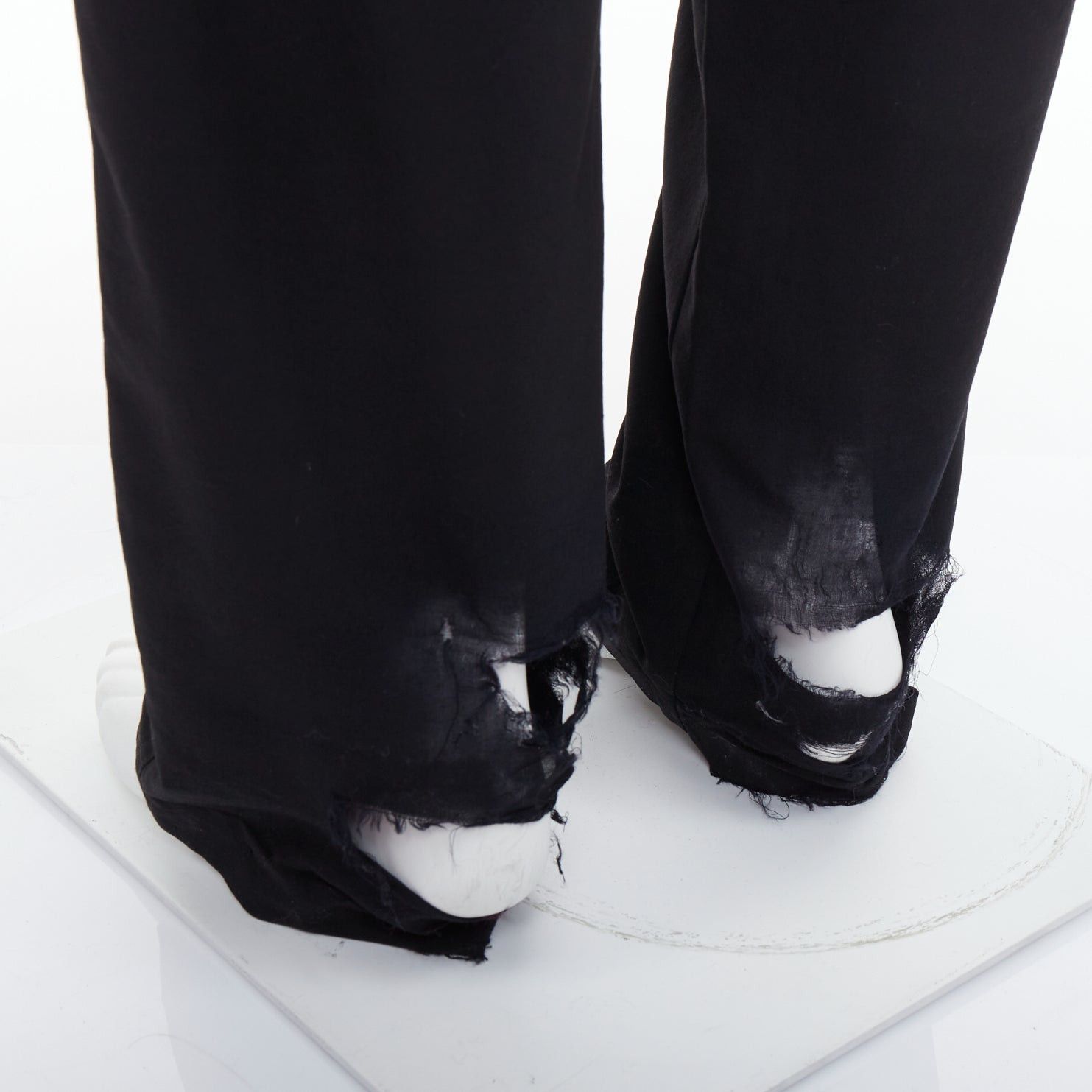 Yohji Yamamoto YOHJI YAMAMOTO black invisible drawstring distressed hem wide pants JP4 XL Size US 29 - 2 Thumbnail
