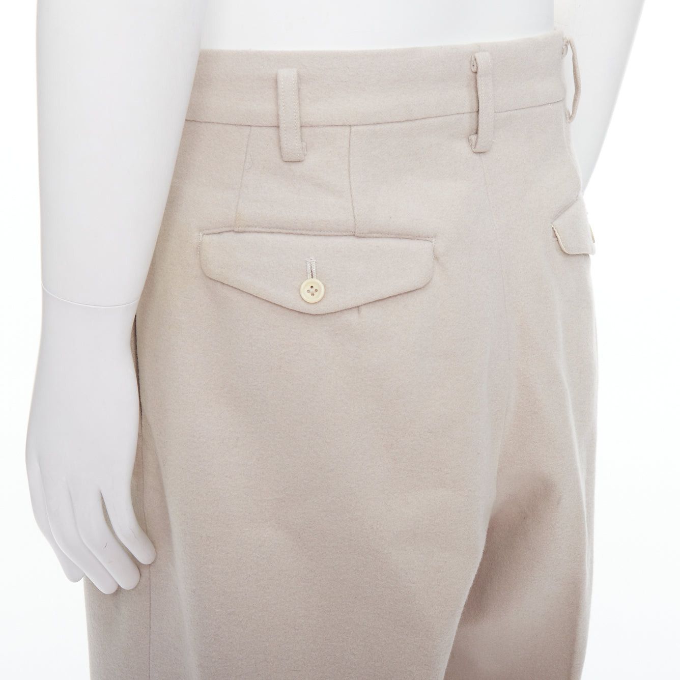 Yohji Yamamoto YOHJI YAMAMOTO light beige wool blend tapered 3D pleated pants L Size US 29 - 7 Thumbnail