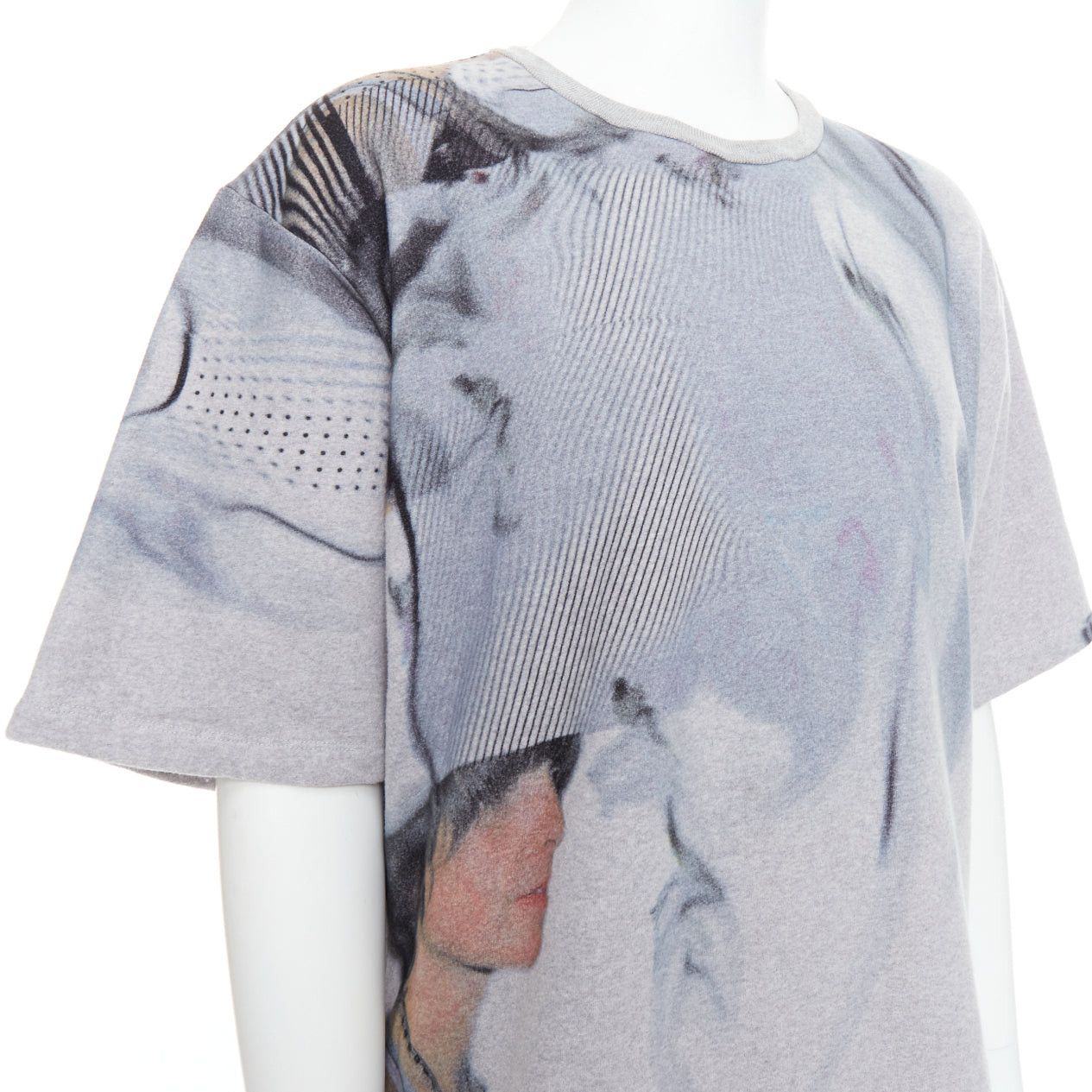 Bless BLESS BERLIN N34 grey portrait photo graphic print cotton terry short pullover S Size US S / EU 44-46 / 1 - 7 Thumbnail