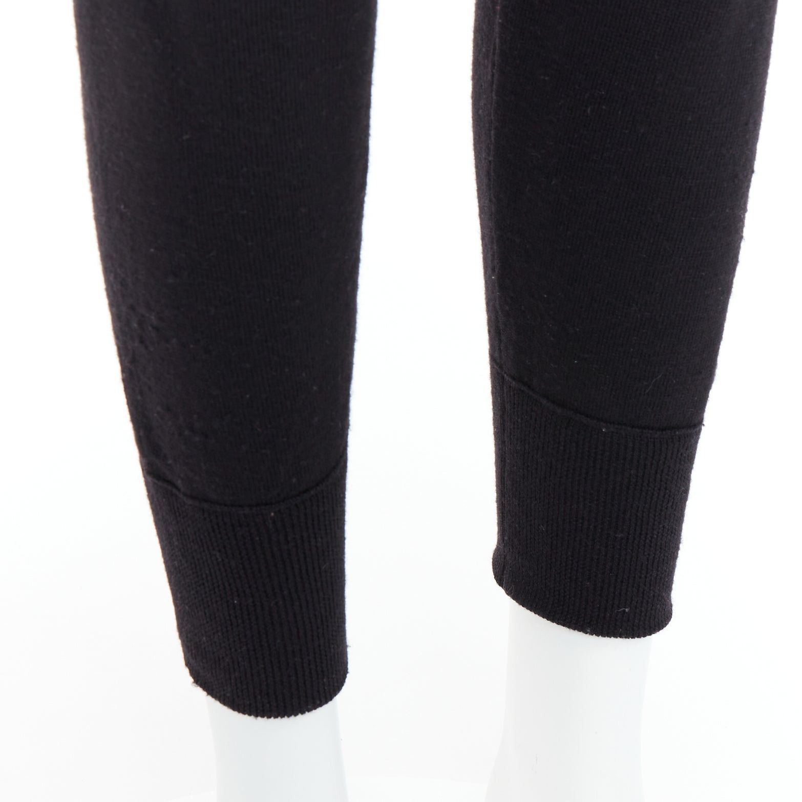 Jeremy Scott JEREMY SCOTT 100% wool black eye intarsia knit jogger pants S Size 27" / US 4 / IT 40 - 7 Thumbnail