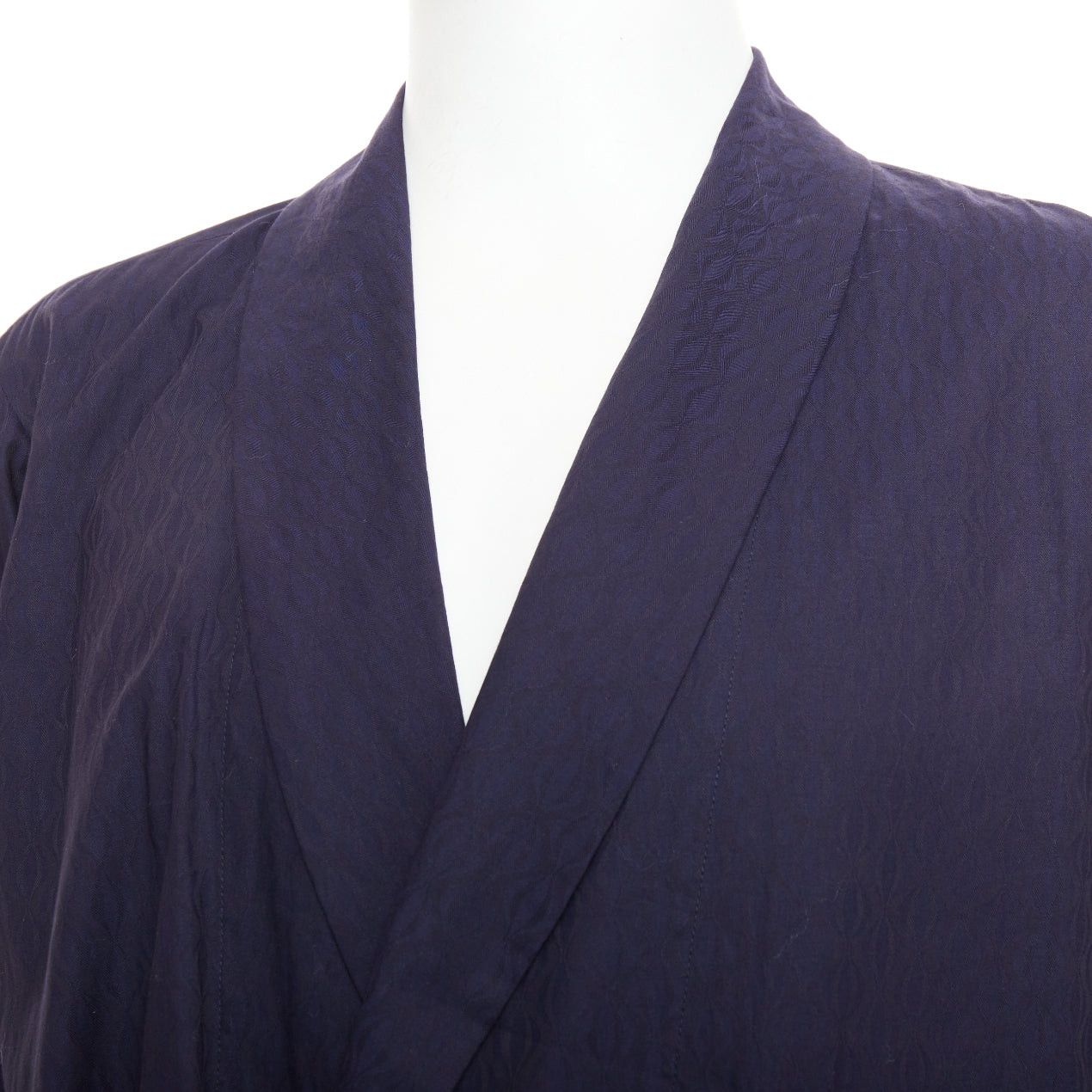 Dries Van Noten DRIES VAN NOTEN navy subtle printed cotton collared kimono overshirt IT44 XS Size US XS / EU 42 / 0 - 7 Thumbnail