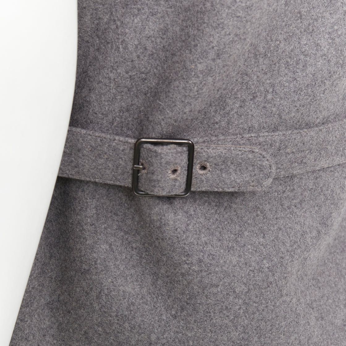 Lemaire LEMAIRE grey 100% virgin wool felt horn buttons pocketed waist coat vest Sz.2 M Size US M / EU 48-50 / 2 - 2 Thumbnail
