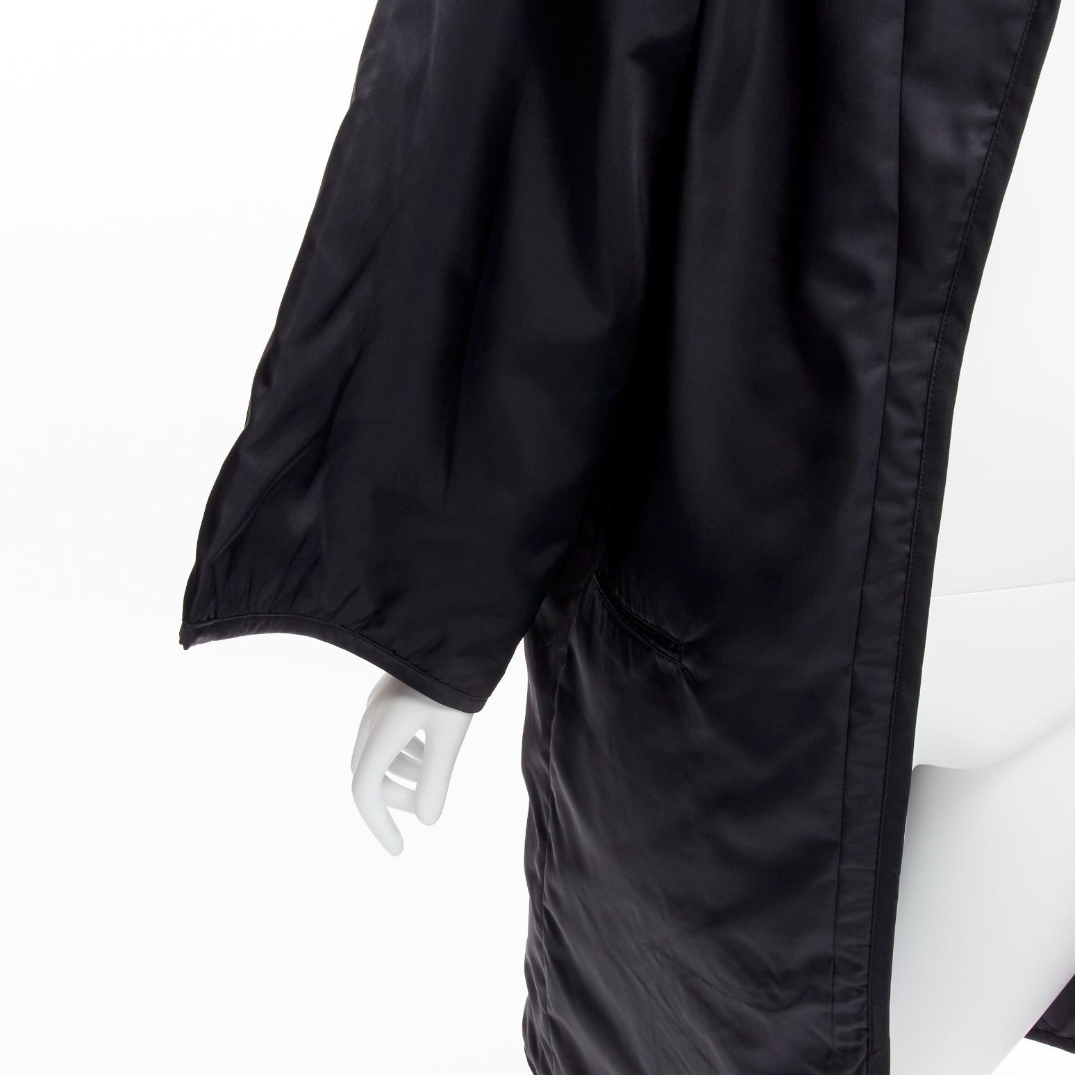 Yohji Yamamoto YOHJI YAMAMOTO Vintage black armhole cutout padded kimono overcoat S Size S / US 4 / IT 40 - 8 Thumbnail