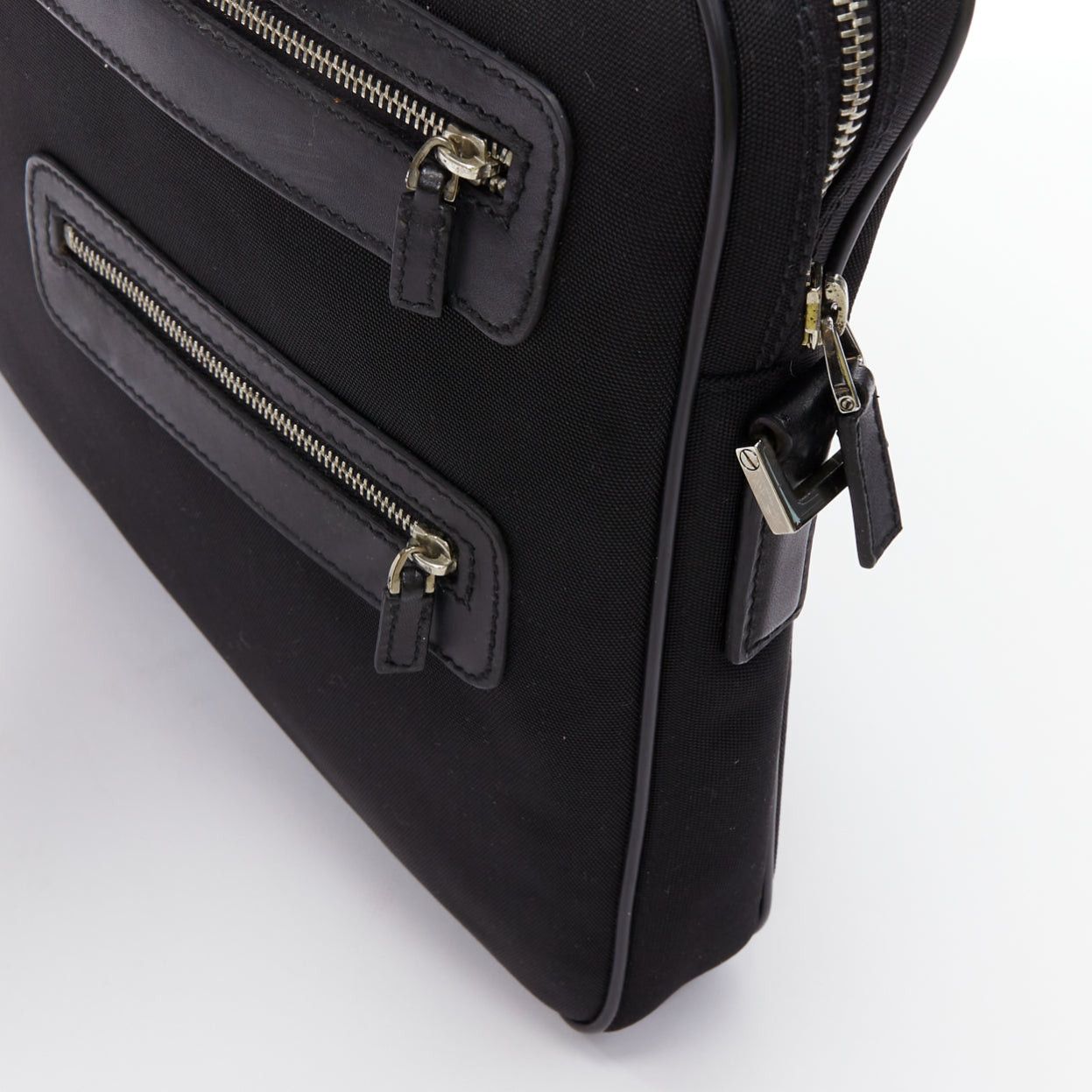 Gucci GUCCI VINTAGE black nylon leather trim crossbody messenger laptop bag Size ONE SIZE - 7 Thumbnail