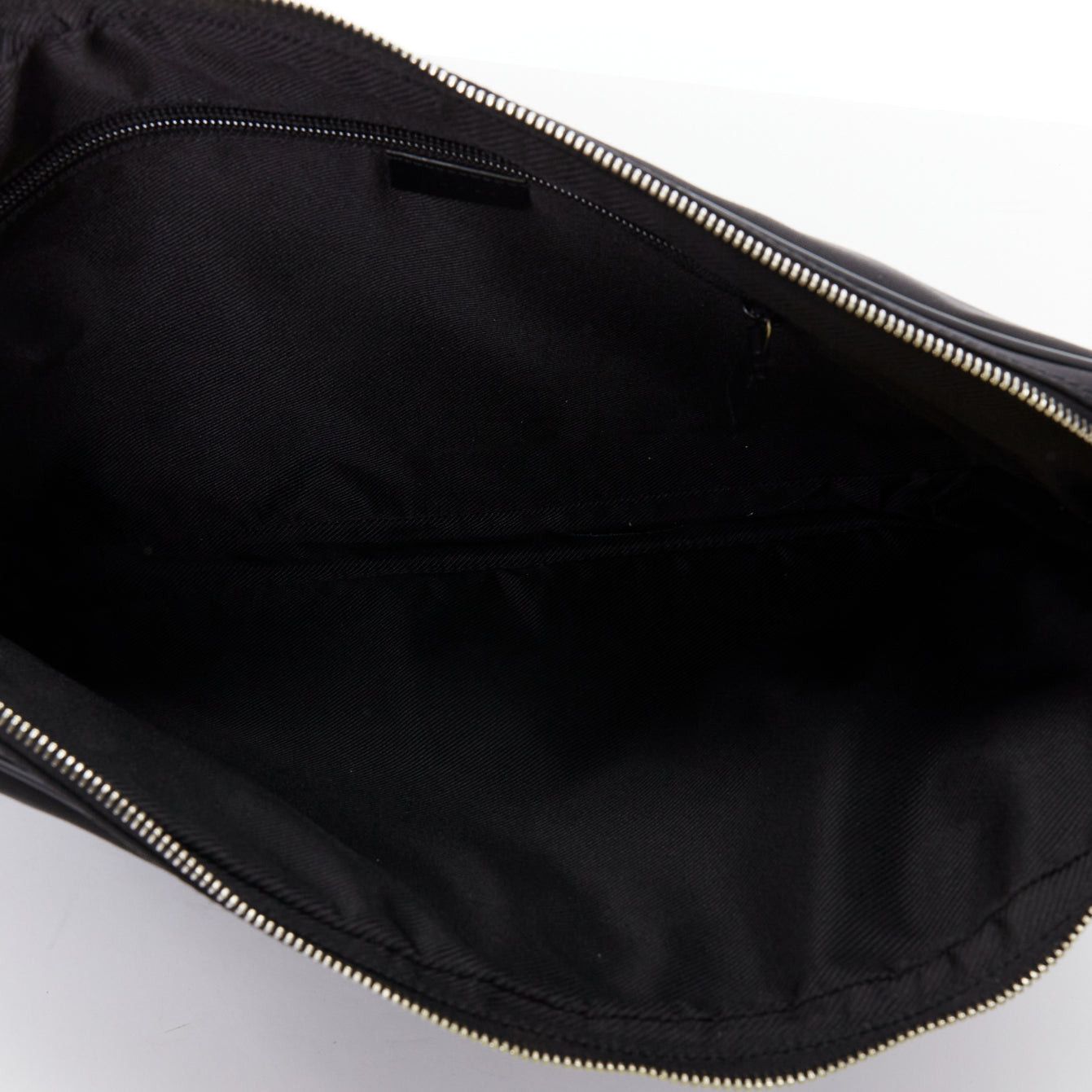 Gucci GUCCI VINTAGE black nylon leather trim crossbody messenger laptop bag Size ONE SIZE - 8 Thumbnail
