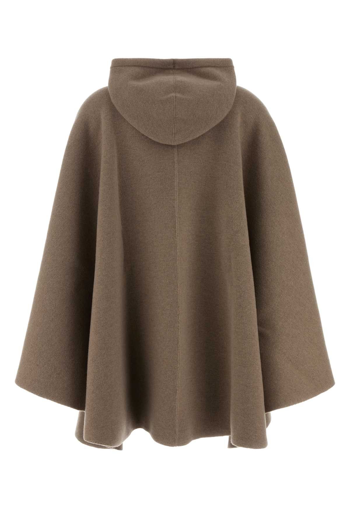 Bottega Veneta Cappuccino Cashmere Cape Size M / US 6-8 / IT 42-44 - 2 Thumbnail