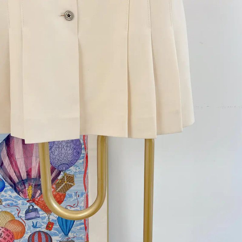 Dior Dior Summer Beige Wool Mini Skirt 0089 Size 30" / US 8 / IT 44 - 4 Thumbnail