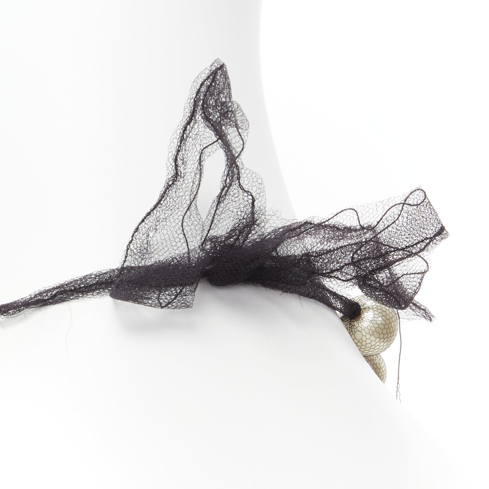 Lanvin LANVIN ALBER ELBAZ cream pearl black mesh ribbon wrap princess necklace Size ONE SIZE - 7 Thumbnail