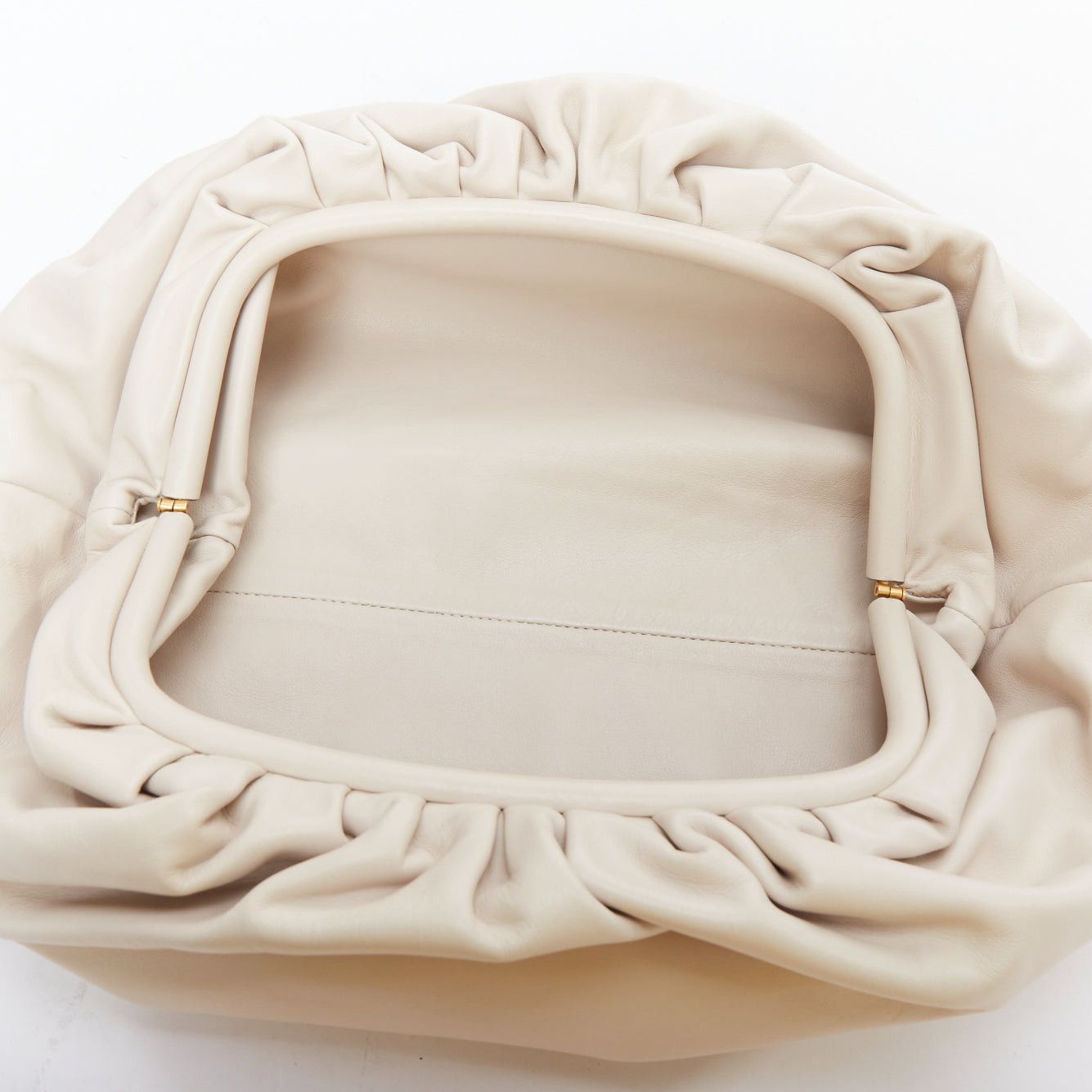 Bottega Veneta BOTTEGA VENETA Pouch off white cream soft leather oversized clutch bag Size ONE SIZE - 9 Thumbnail