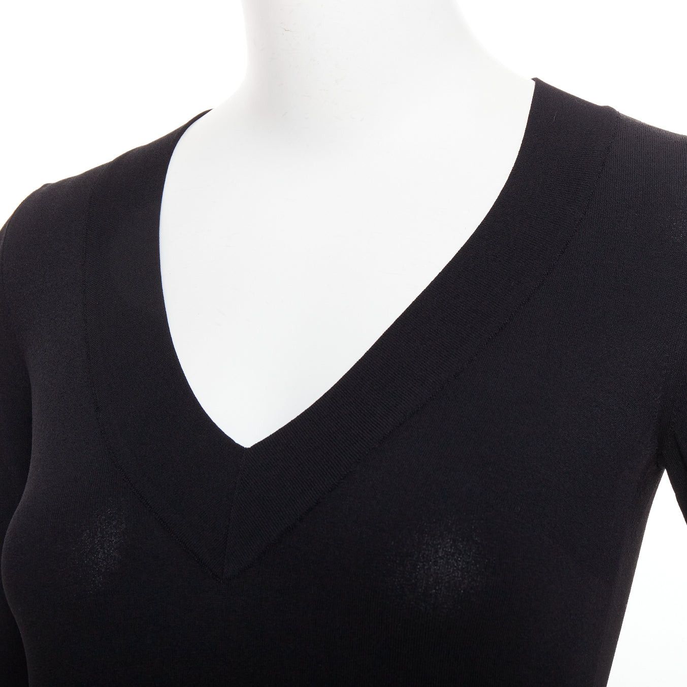 Alaia ALAIA black viscose blend V-neck bodysuit t-shirt leotard top FR36 S Size S / US 4 / IT 40 - 2 Thumbnail
