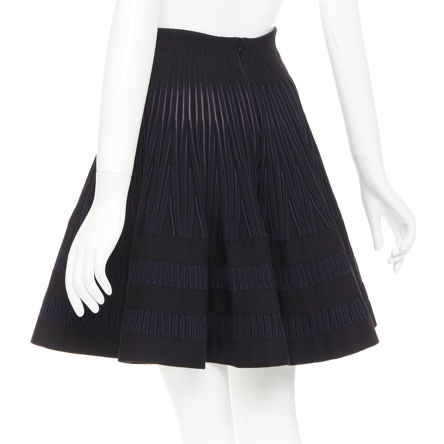 Alaia ALAIA navy black virgin wool silk blend high waist flared knitted skirt IT36 XXS Size 27" / US 4 / IT 40 - 6 Thumbnail