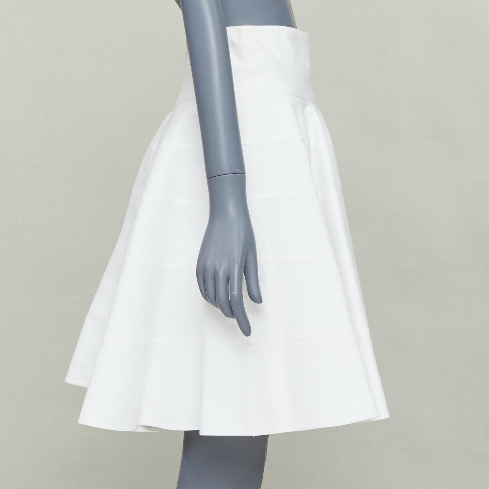 Alaia ALAIA 10 CORSO COMO ivory cotton panelled tiered flare knee skirt FR38 M Size 28" / US 6 / IT 42 - 4 Thumbnail
