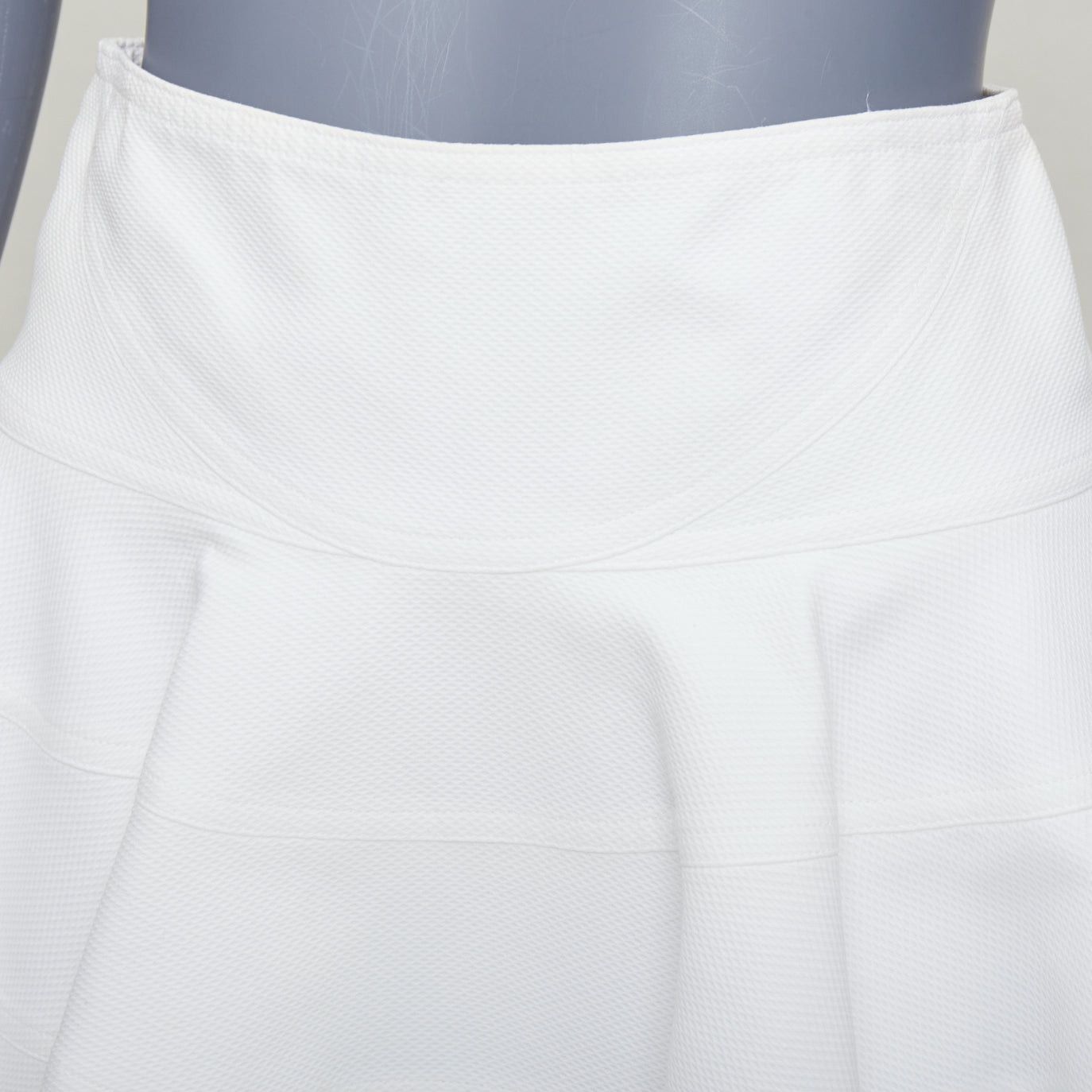 Alaia ALAIA 10 CORSO COMO ivory cotton panelled tiered flare knee skirt FR38 M Size 28" / US 6 / IT 42 - 7 Thumbnail