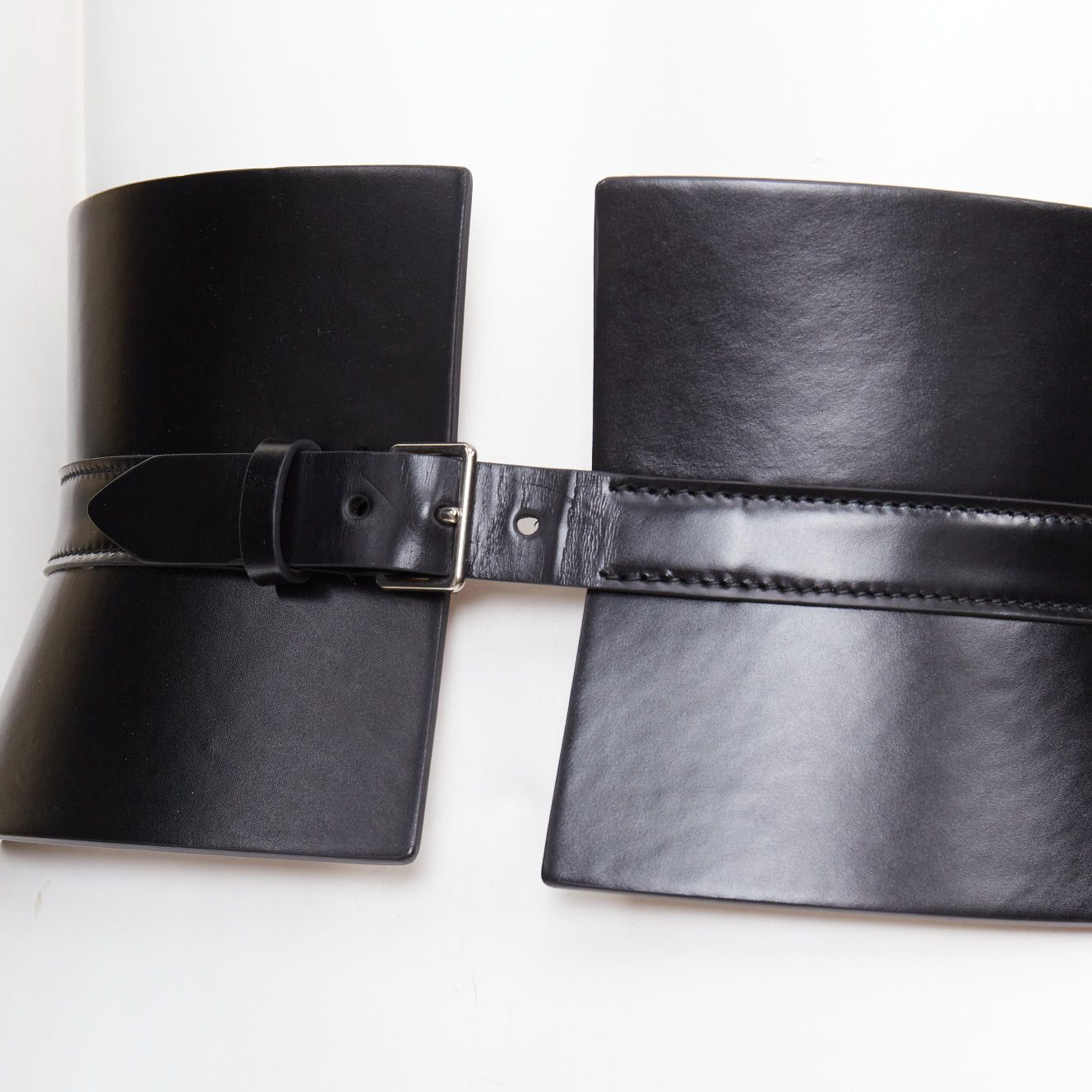 Alaia ALAIA black leather slim closure wide statement corset cinch belt 65cm Size ONE SIZE - 7 Thumbnail
