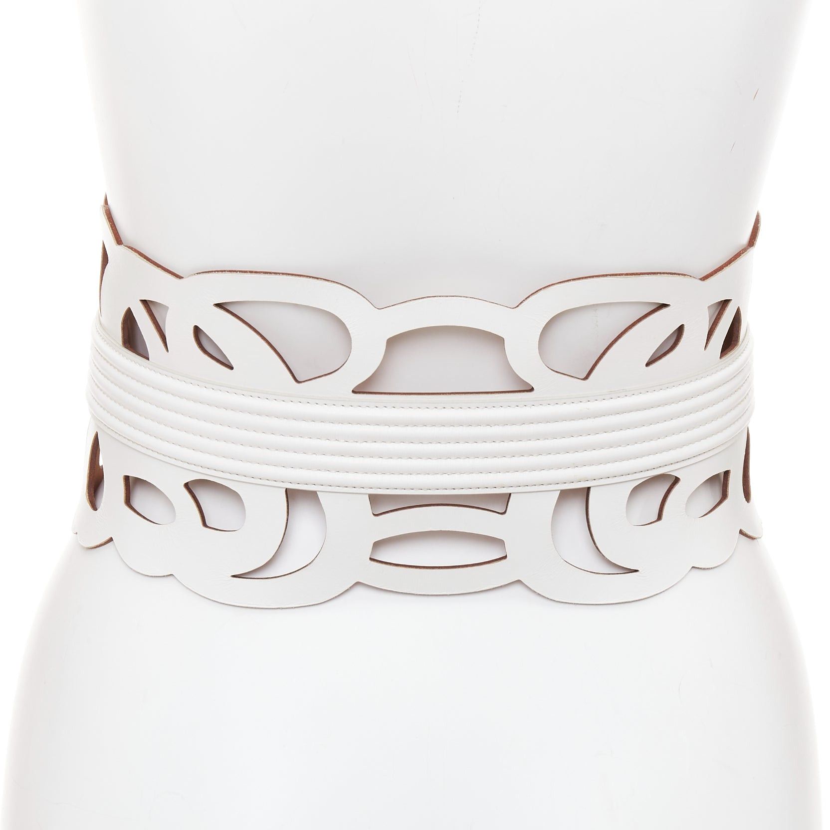 Alaia ALAIA white leather romantic swirl laser cut out corset wide belt 65cm Size ONE SIZE - 4 Thumbnail