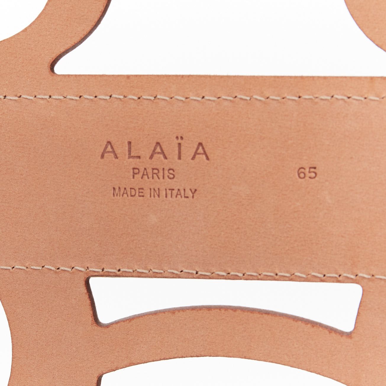 Alaia ALAIA white leather romantic swirl laser cut out corset wide belt 65cm Size ONE SIZE - 8 Thumbnail