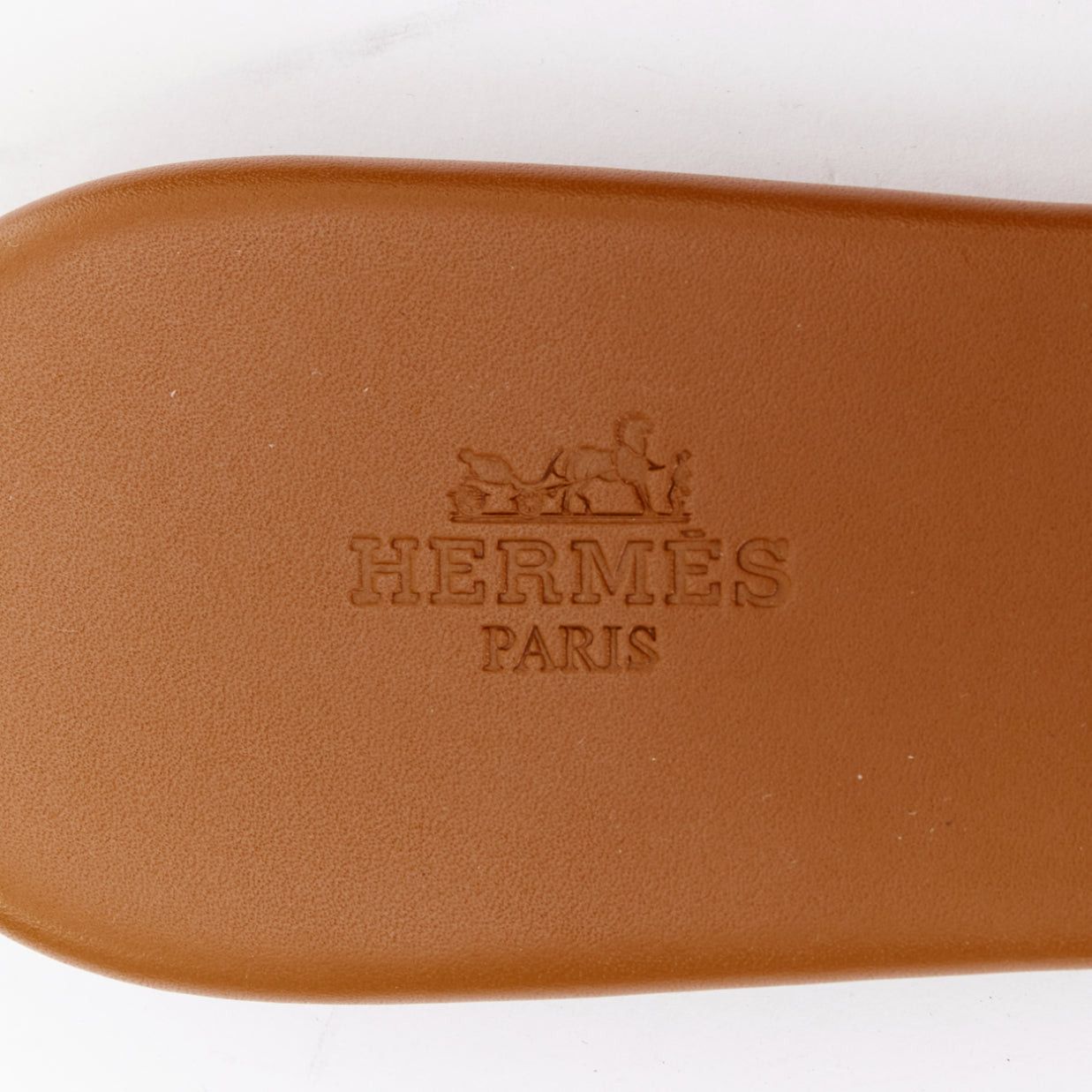 Hermes HERMES Lisboa Chaine d‚ÄôAncre brown leather cut out flat sandal slippers EU37.5 Size US 7.5 / IT 37.5 - 9 Thumbnail