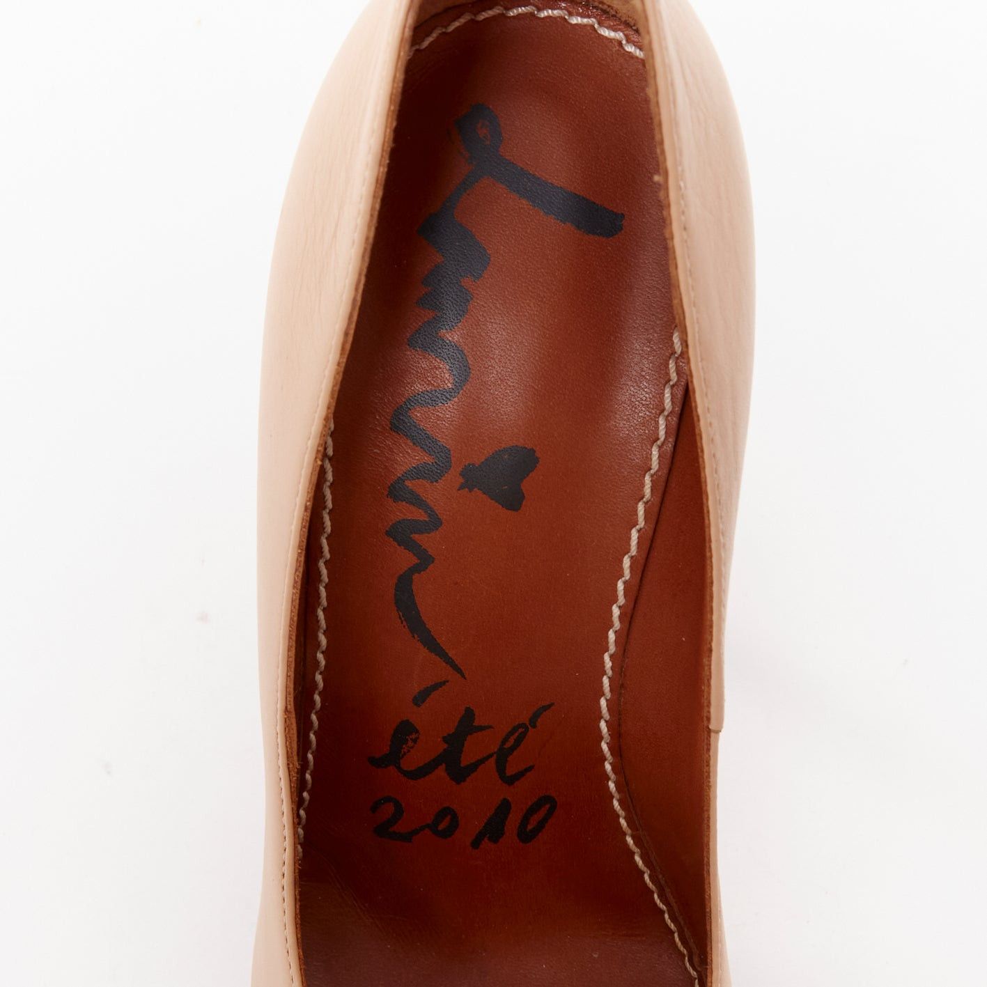 Lanvin LANVIN 2010 Runway nude leather gold chunky chain wooden platform pumps EU36.5 Size US 6.5 / IT 36.5 - 9 Thumbnail