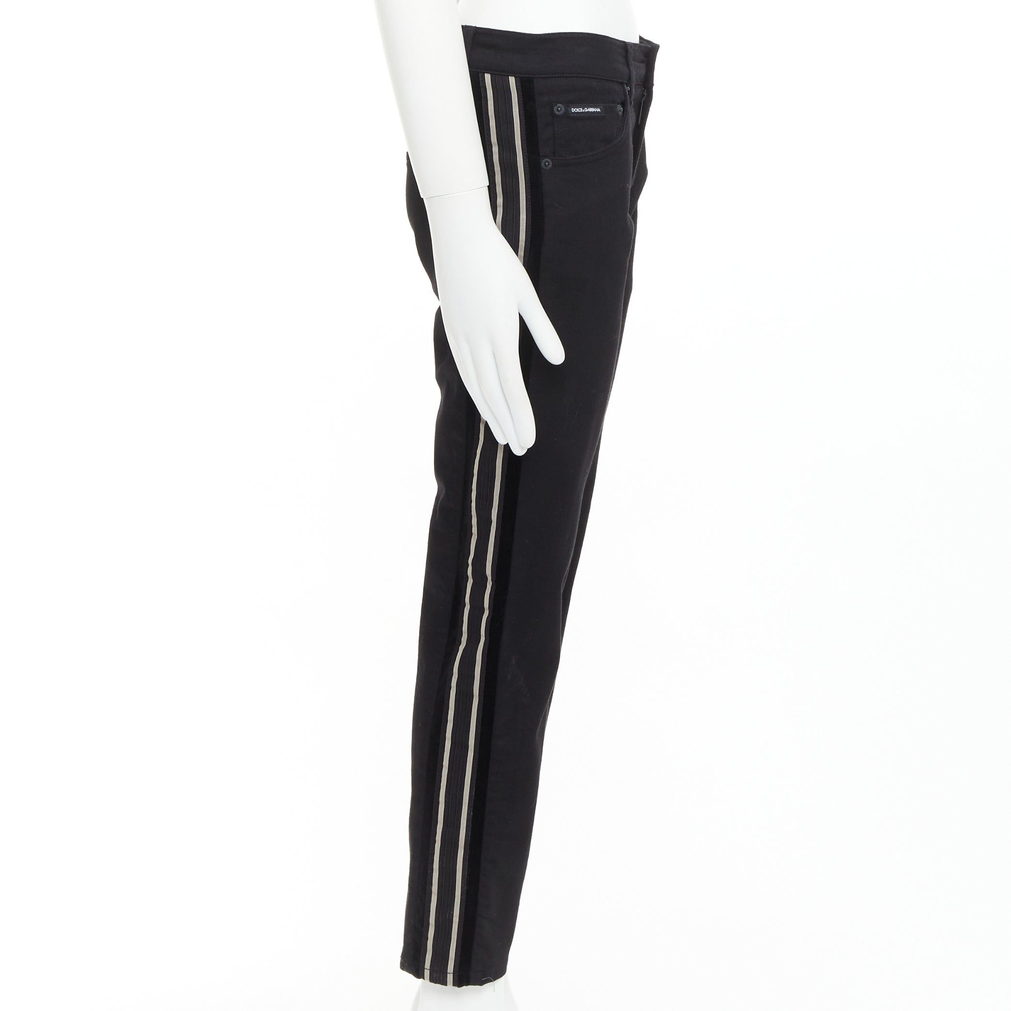 Dolce & Gabbana DOLCE GABBANA DENIM Skinny black heart logo embroidered cropped jeans Size US 30 / EU 46 - 4 Thumbnail