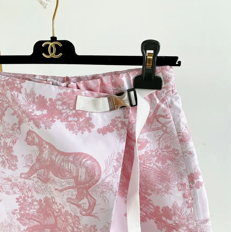 Dior Dior Pink Polyester Spring Shorts for Women 0089 Size 23" - 4 Thumbnail