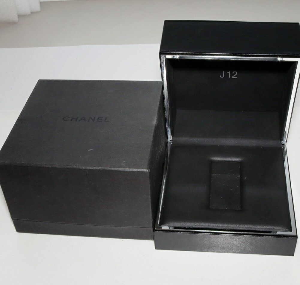 Chanel Chanel Chanel J12 Black Ceramic Ceramic Automatic H0685 DUTY FREE for USA Size ONE SIZE - 3 Thumbnail