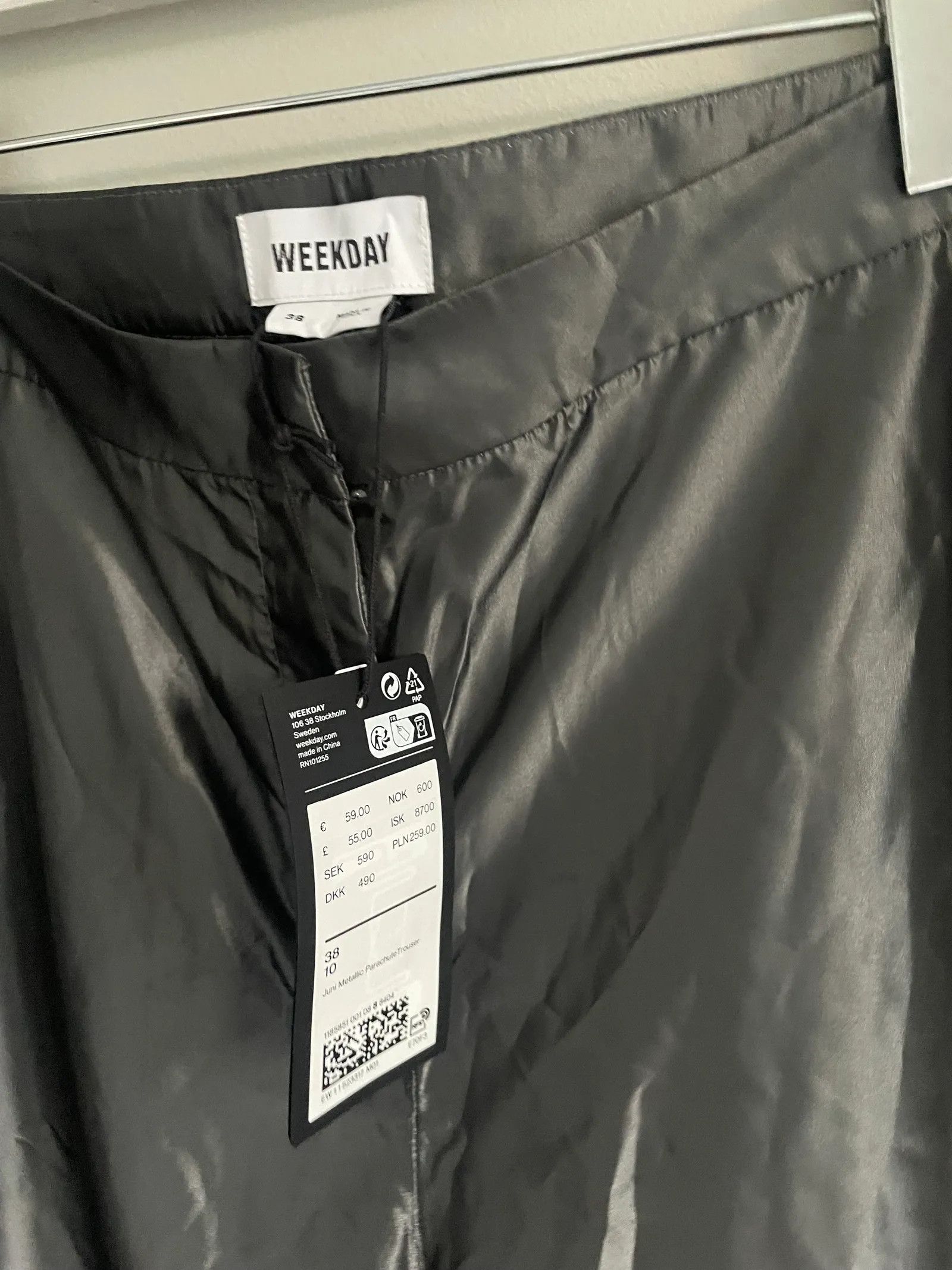 Weekday Weekday Juni Oversized Parachute Pants Pants Size 27" / US 4 / IT 40 - 2 Thumbnail