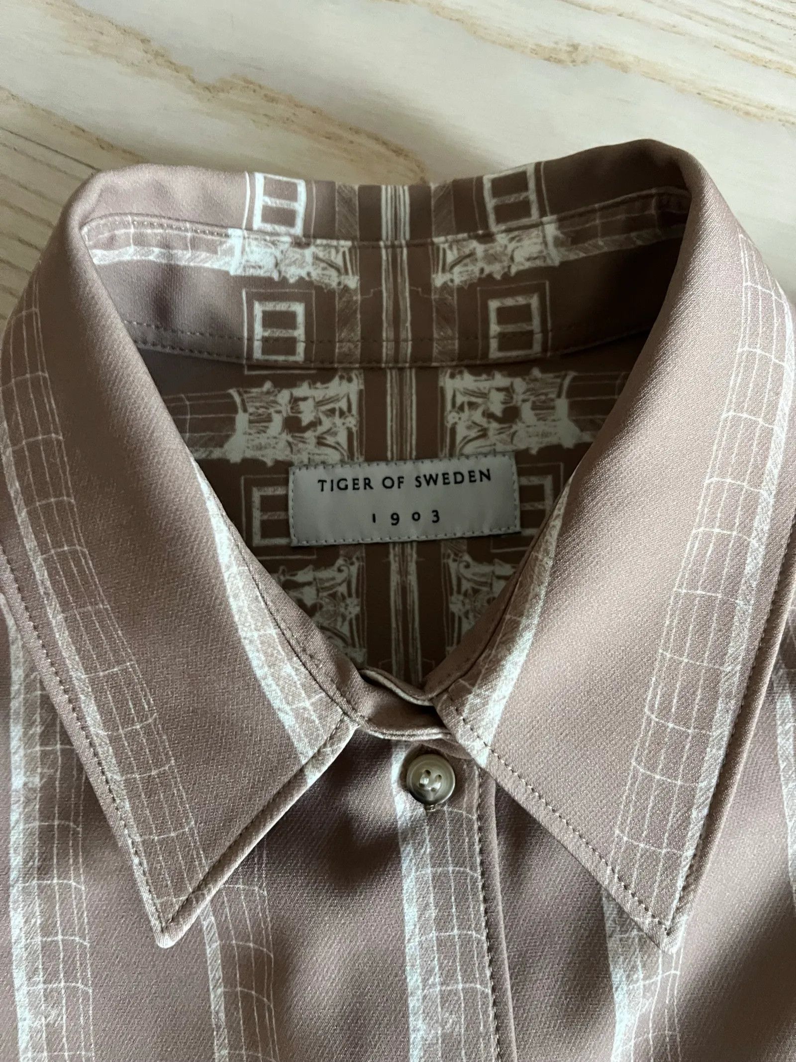 Tiger of Sweden Tiger of Sweden Celosa P Shirt Size M / US 6-8 / IT 42-44 - 2 Thumbnail