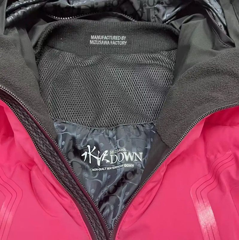 Dior Dior Pink Logo Puffer Jacket for Women 0089 Size M / US 6-8 / IT 42-44 - 3 Thumbnail
