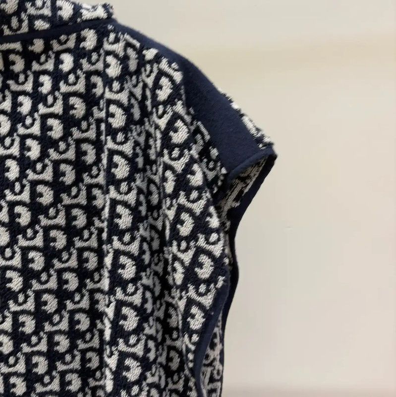 Dior Dior Sleeveless Long Hoodie in Deep Blue 0089 Size ONE SIZE - 3 Thumbnail