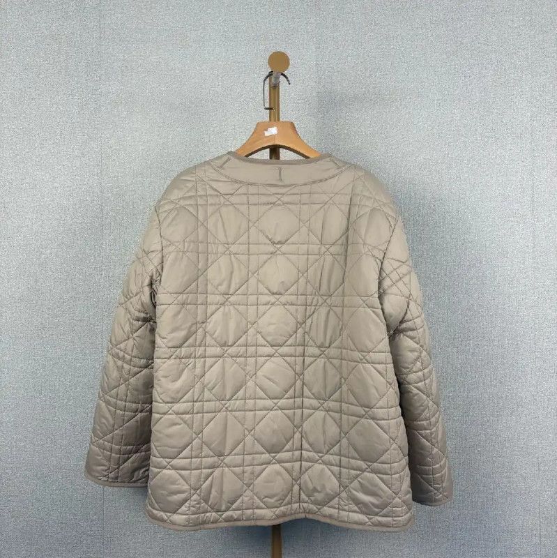 Dior Dior Beige Quilted Women's Jacket Size S 0089 Size S / US 4 / IT 40 - 2 Thumbnail